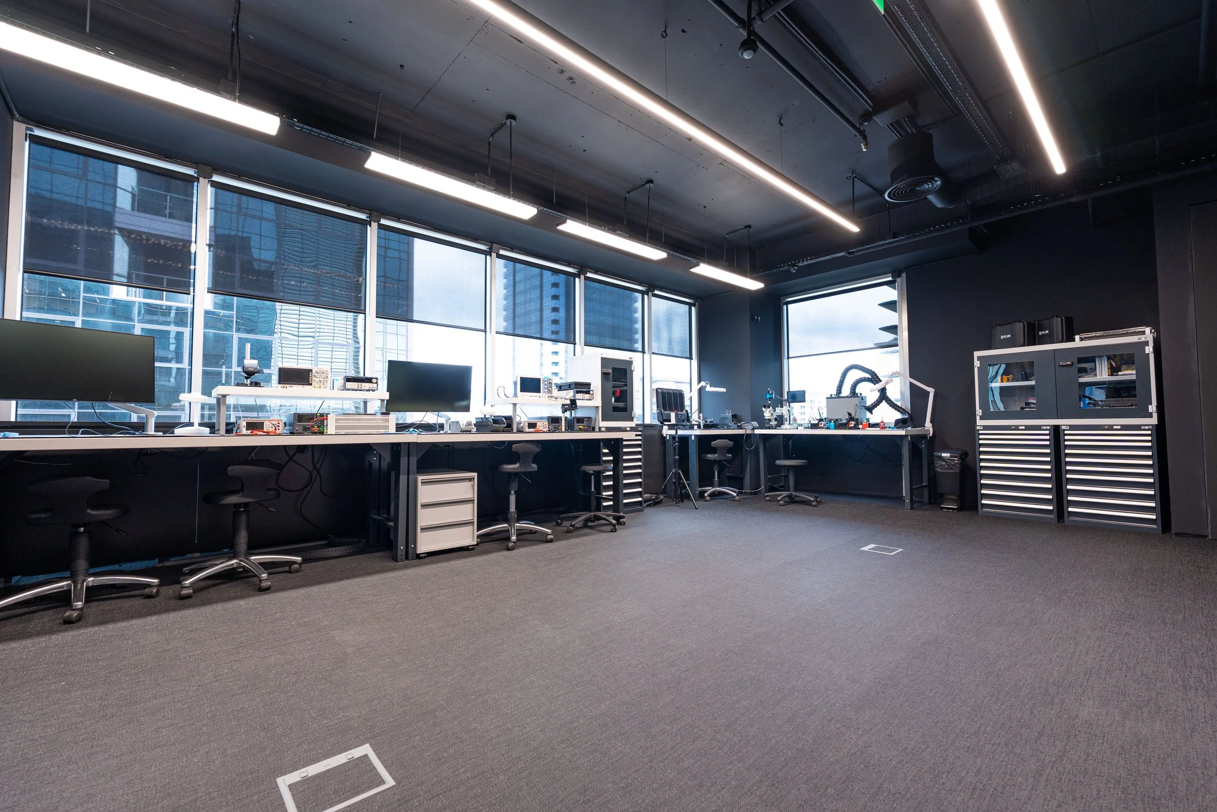 EndurosatOffice_07.jpg
