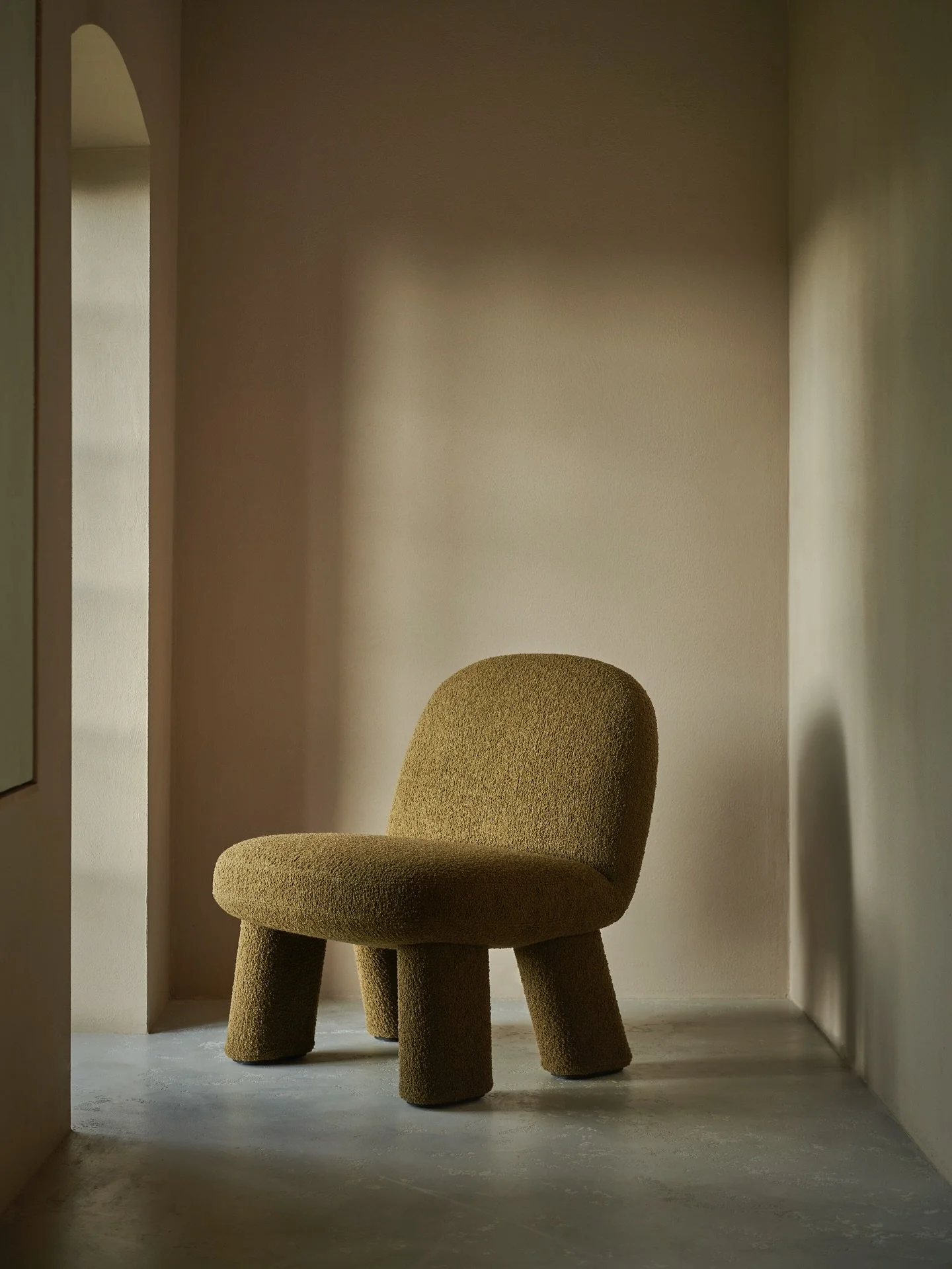 Max out in Max ✨
⠀⠀⠀⠀⠀⠀⠀⠀⠀
With an undeniable personality, Max provides vivacious energy to a room while maintaining a cool demeanor.

#commercialinteriors #chair #scandinavianspaces #design #furniture #interiordesign #colordesignlife #scandicandi #l