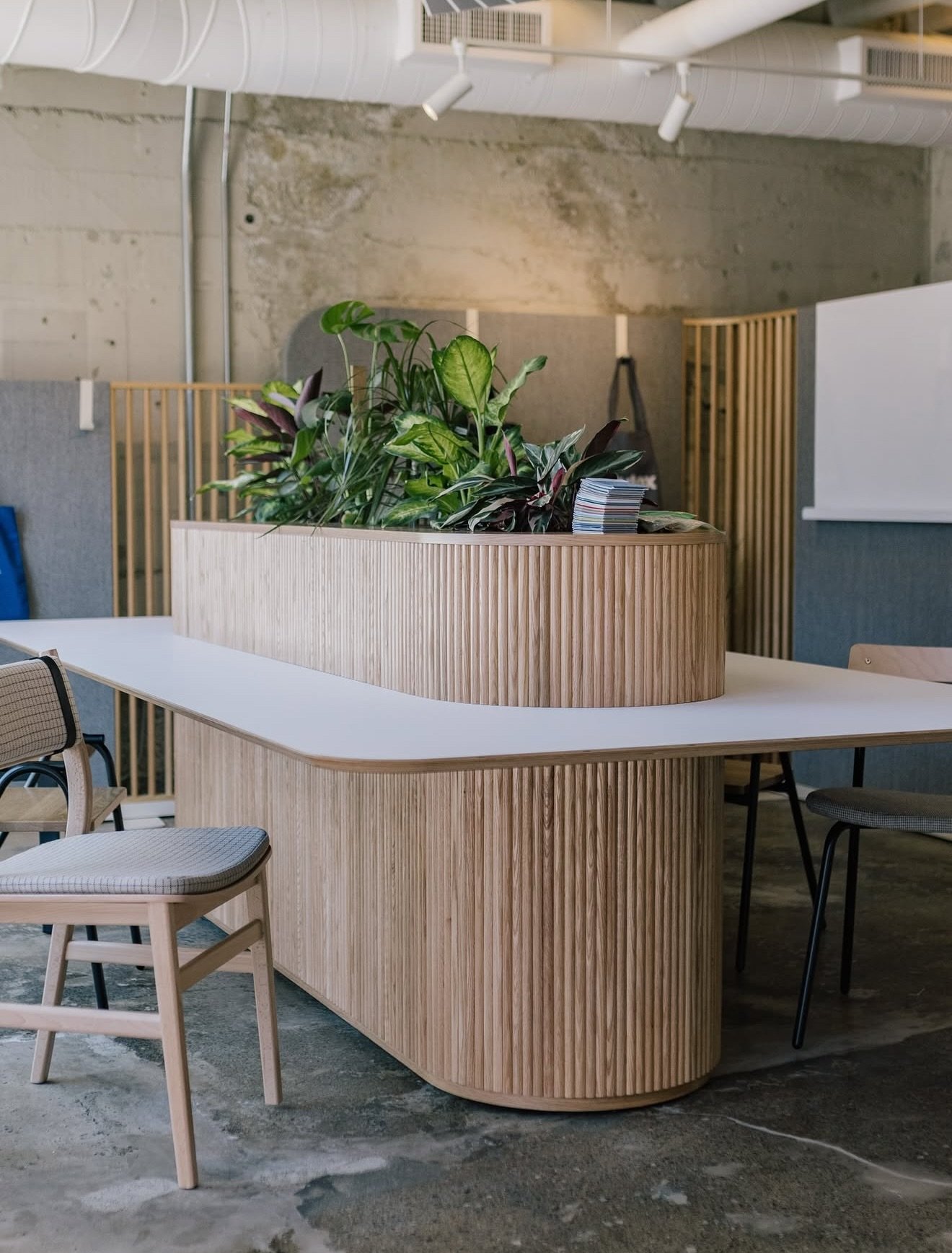 C U S T O M // M A K R

Makr crafts exceptional + unique pieces for workplaces that utilize space and bring positive energy to their environments. 

#makr #makrfurniture #customfurniture #customdesign #furnituredesign #modernworkplace #workplacesolut