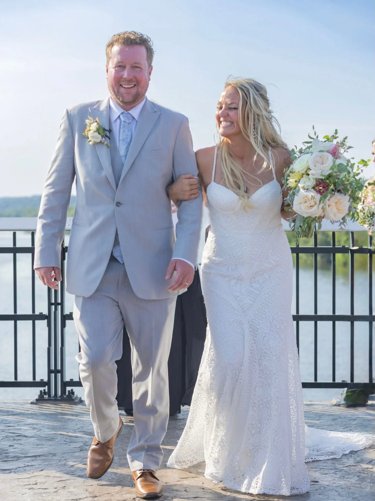 Winter has me missing this.

The sunshine.
The big, unfiltered smiles.
The way everything feels light for a few hours.

There&rsquo;s something about outdoor ceremonies in the summer that just hits differently. The warmth, the breeze, the way guests 