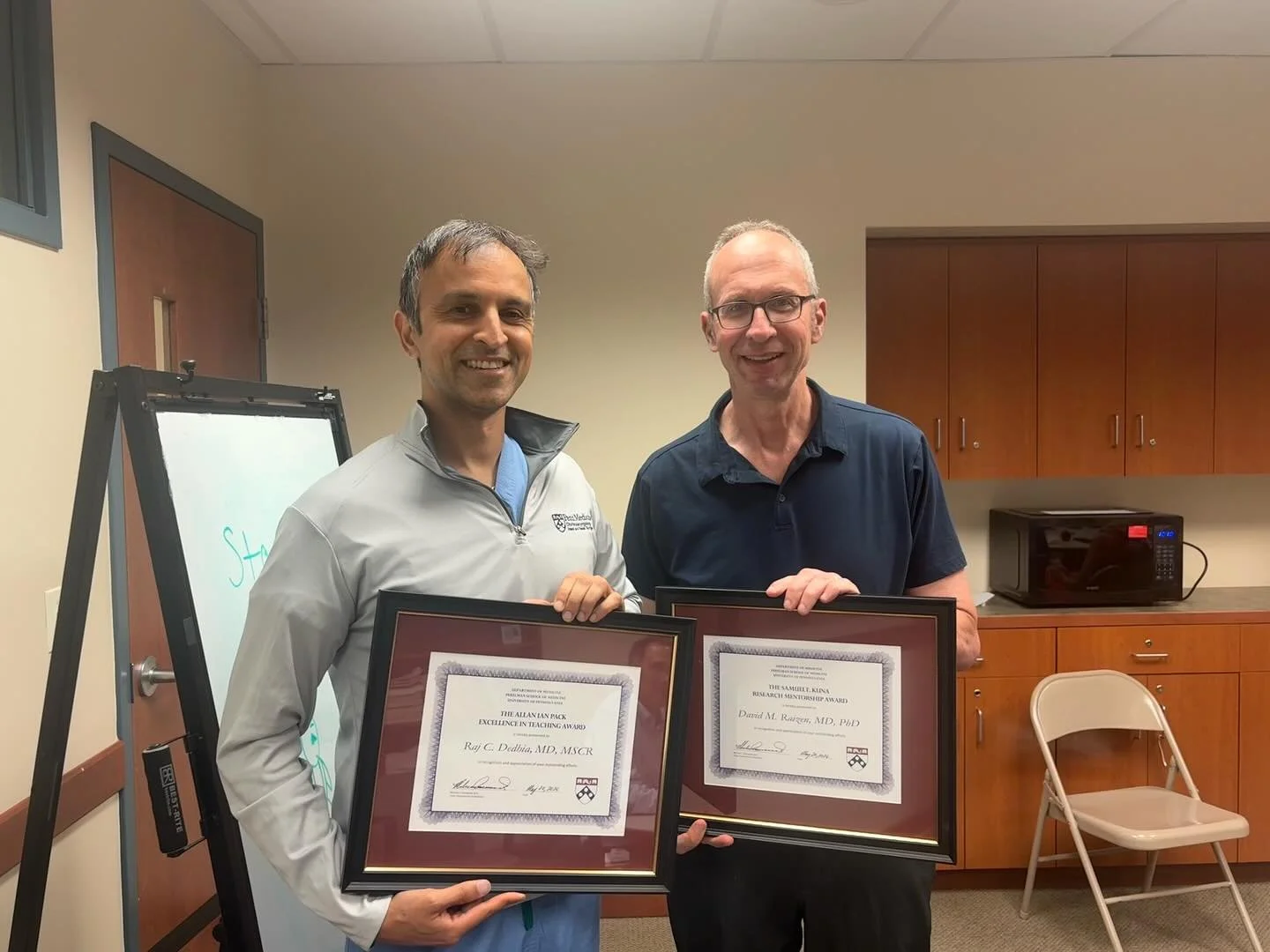 Dr. Raj Dedhia was awarded the 2026 Allan Ian Pack Excellence in Teaching Award (pictured alongside Dr. David Raizen, recipient of the Samuel T. Kuna Research Mentorship Award) by the Department of Medicine. Congratulations for your commitment to sle