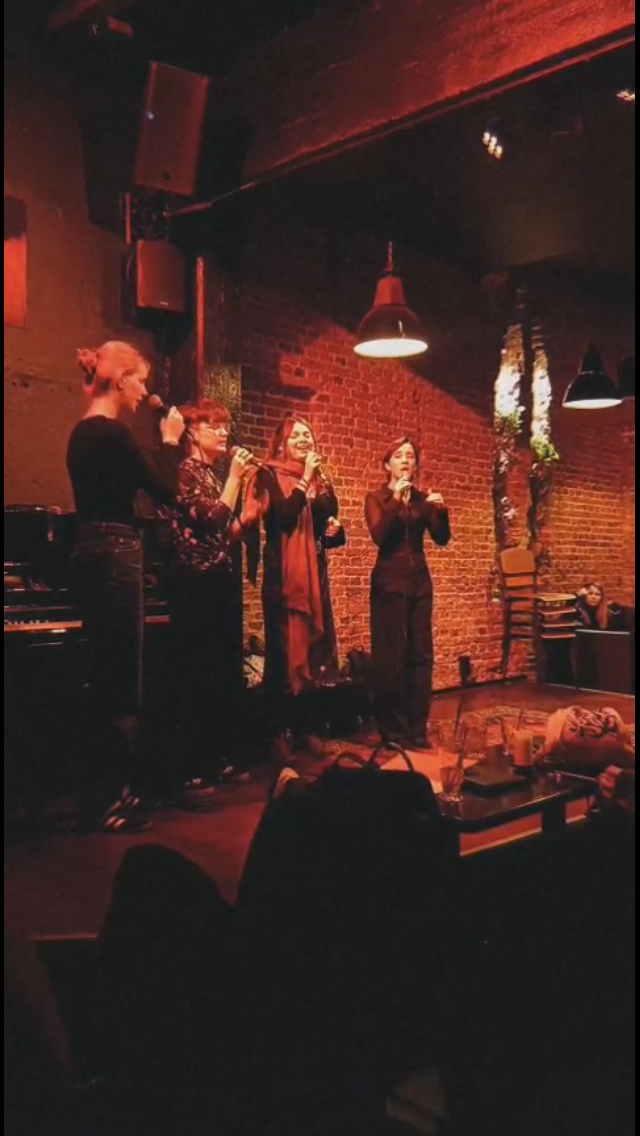 CASA SAGA Jong Talent : Blue Room