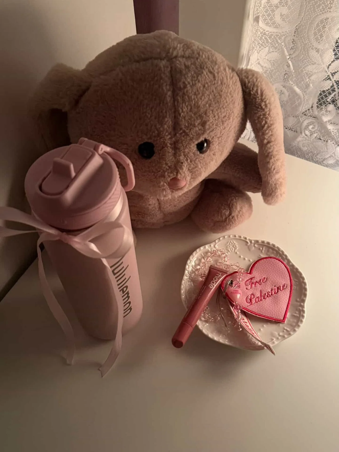 Free Palestine bag charm 
all profits donated

(customer pic 💌❤️)