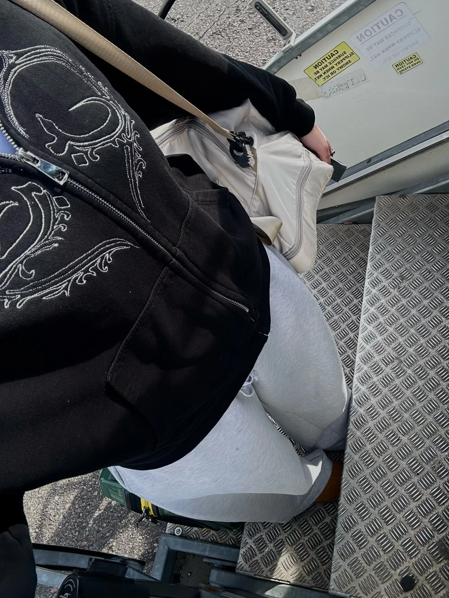 heart embossed hoodie 🤍