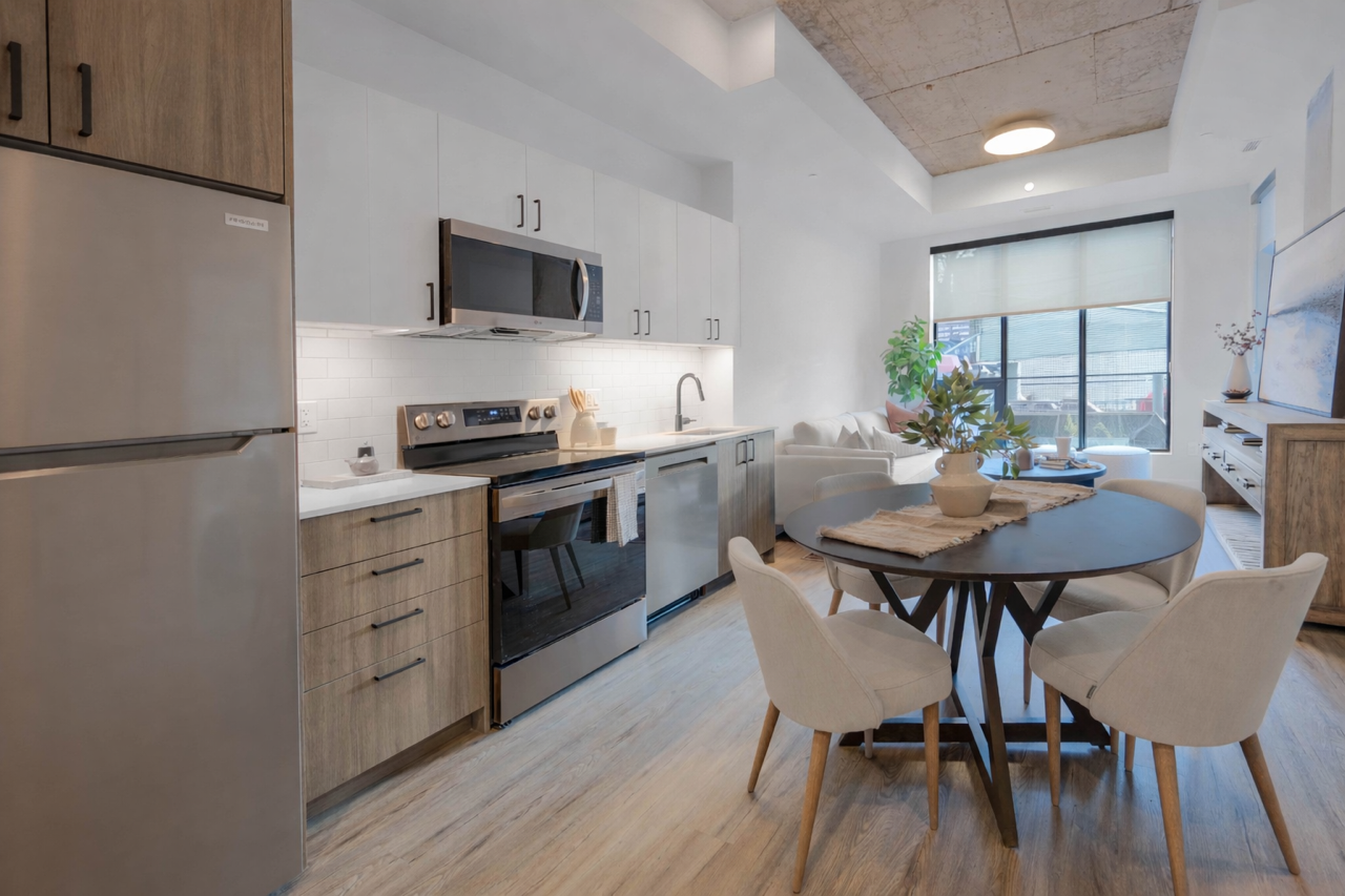 Unit 103. kitchen.png