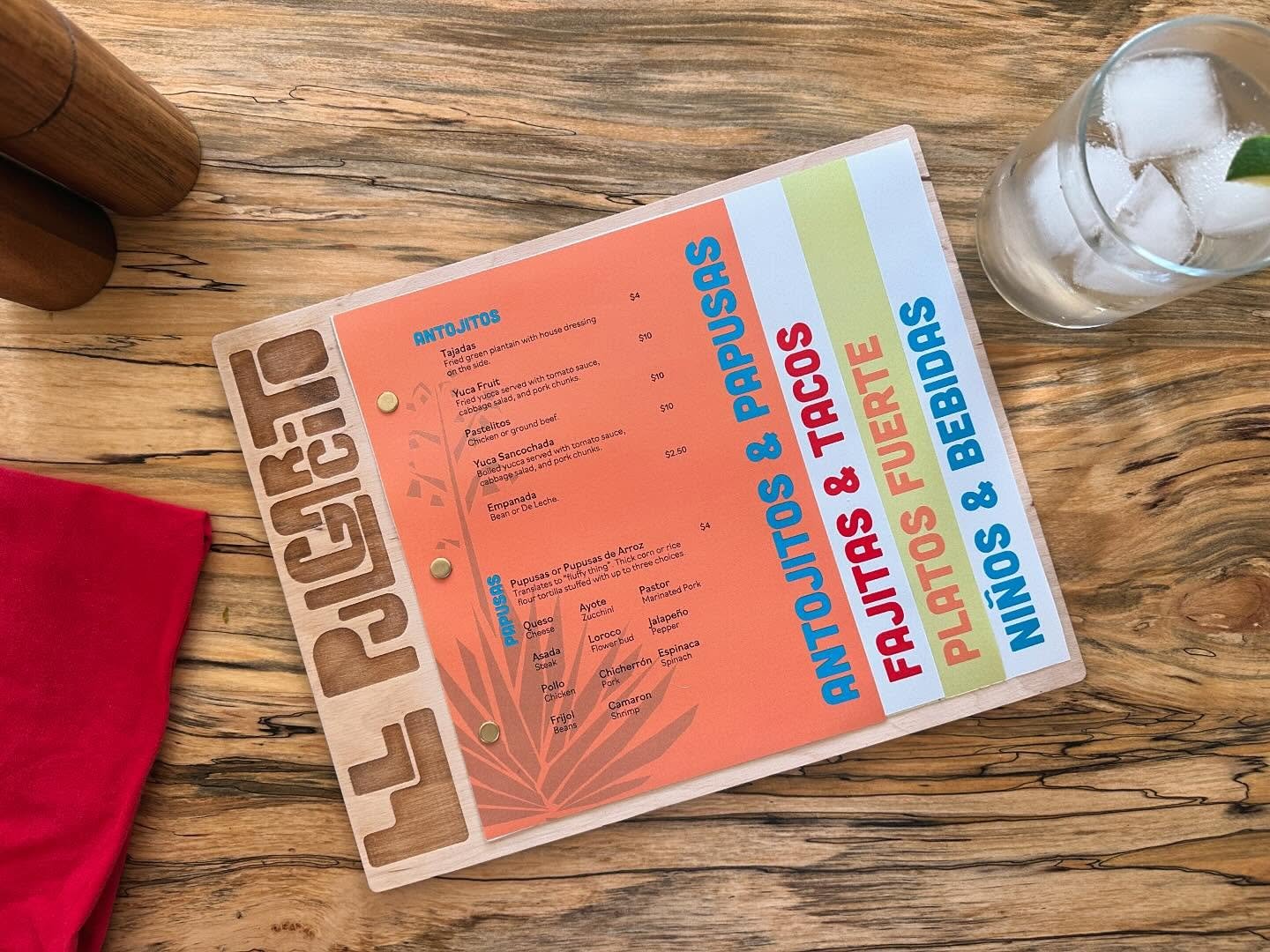 Fun menu concept for El Pulgarcito, a local Salvadoran restaurant.
Inspired by modern day Salvadoran folk art, I wanted a menu that was bright and vibrant in color and text that was soft but blocky. El Pulgarcito’s original menu was very larg