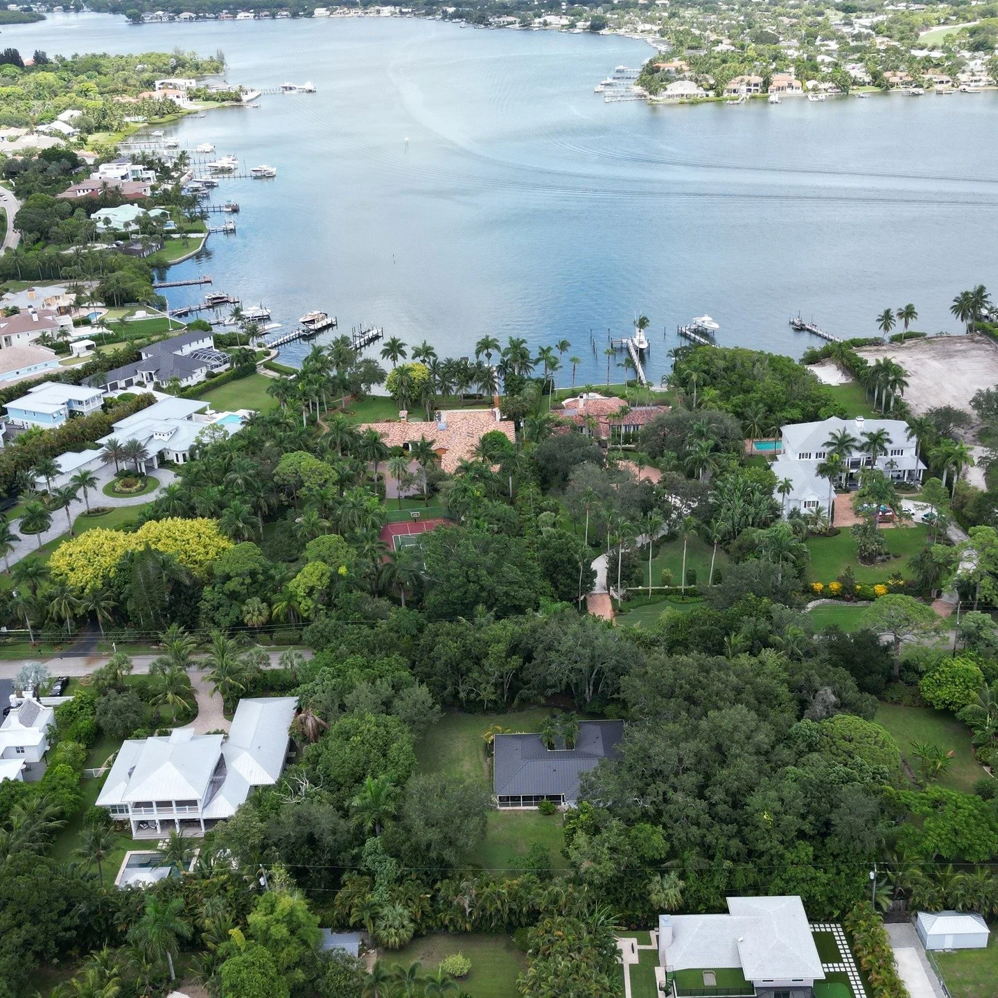 Development ALERT! Excited to announce another new project coming to the well-known neighborhood of Pennock Point, Jupiter Florida! We're starting two brand-new spec homes in the beginning of 2026. We are thrilled to show you the progress along the w