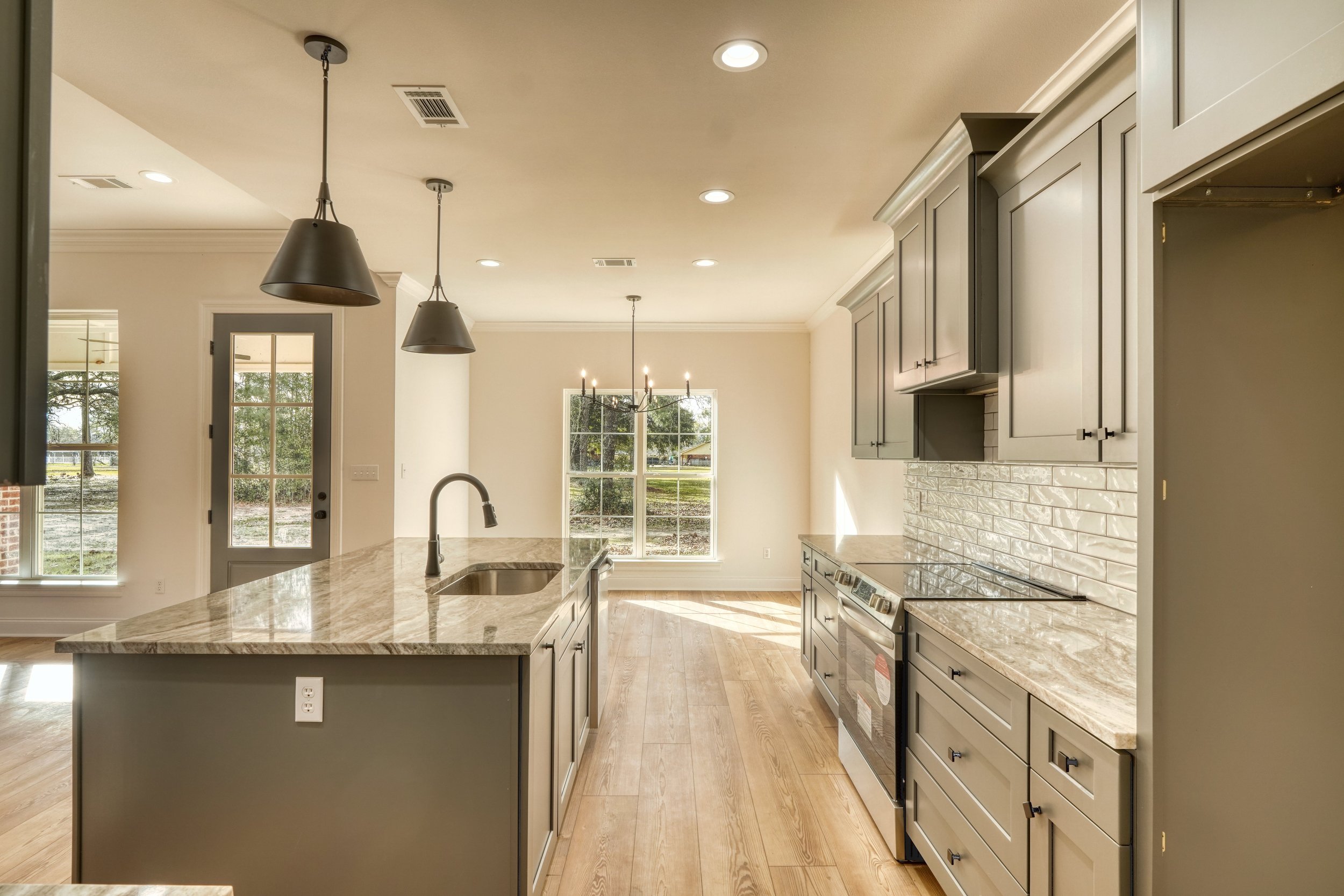 kitchen and dining 1.jpeg