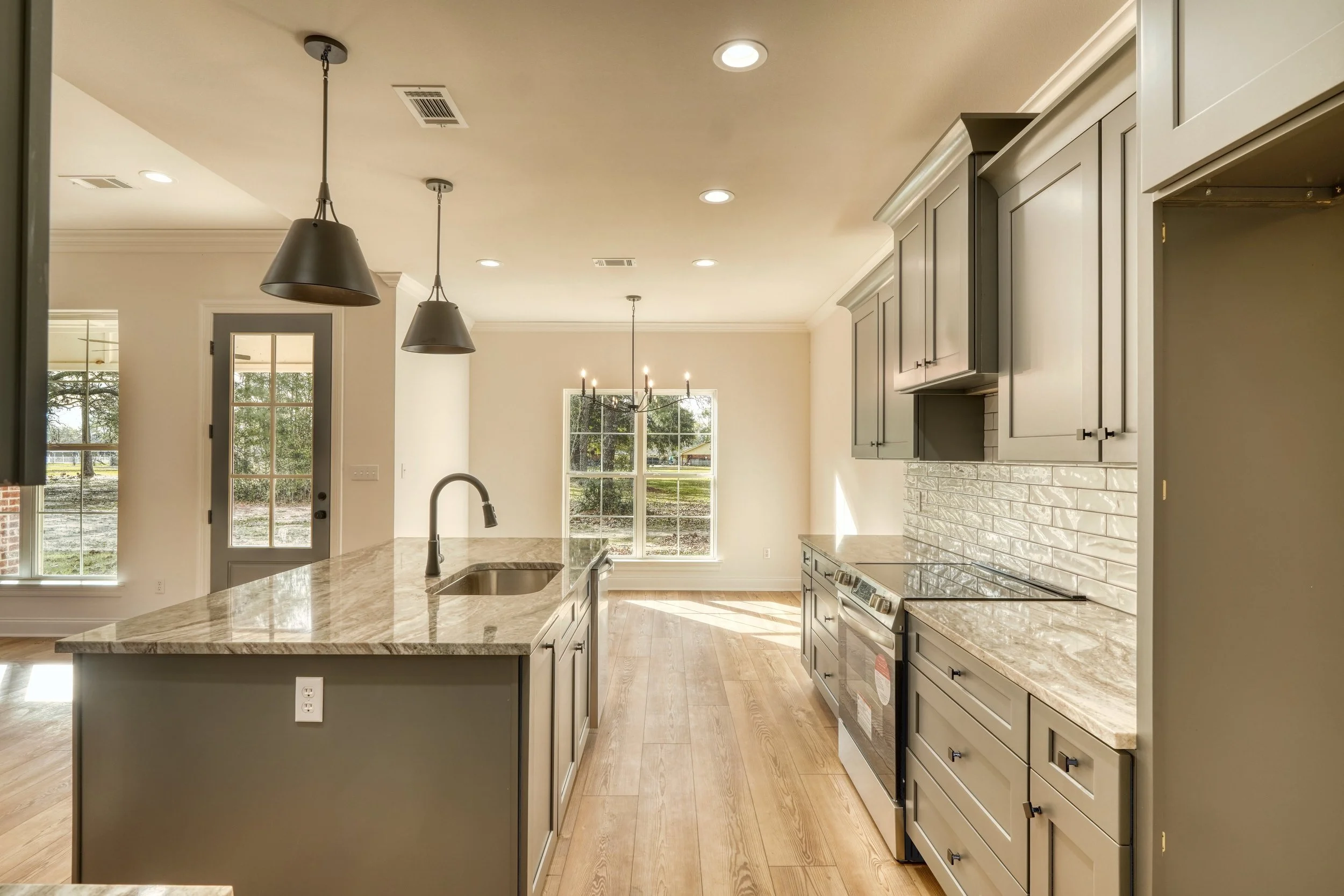 kitchen and dining 1.jpeg