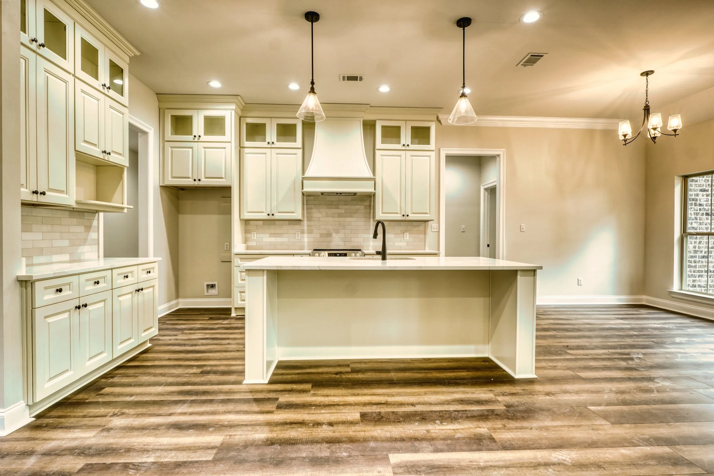 KITCHEN AND DINING 1.jpeg