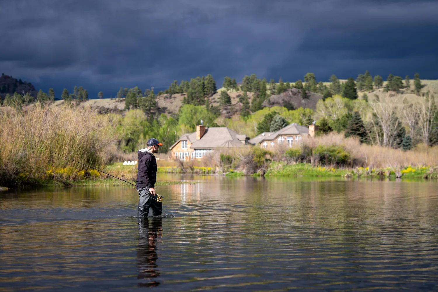Fly fishing on the Missouri River