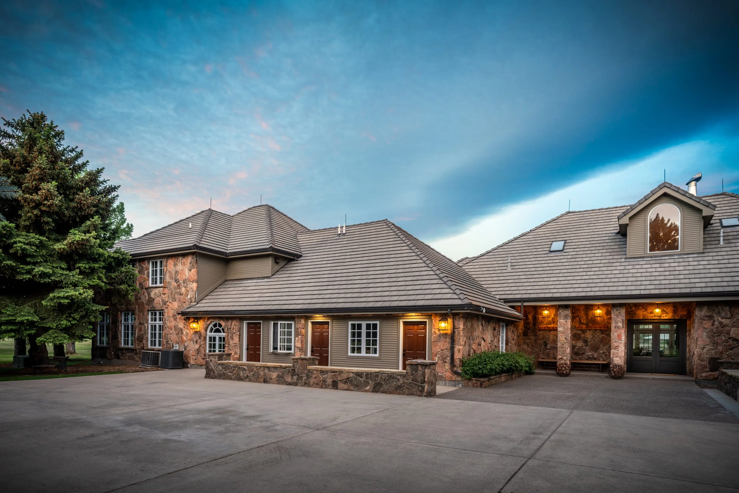 Rivenrock Lodge exterior