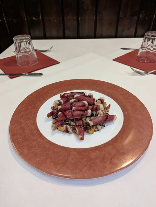 Insalata di petto d'oca affumicato