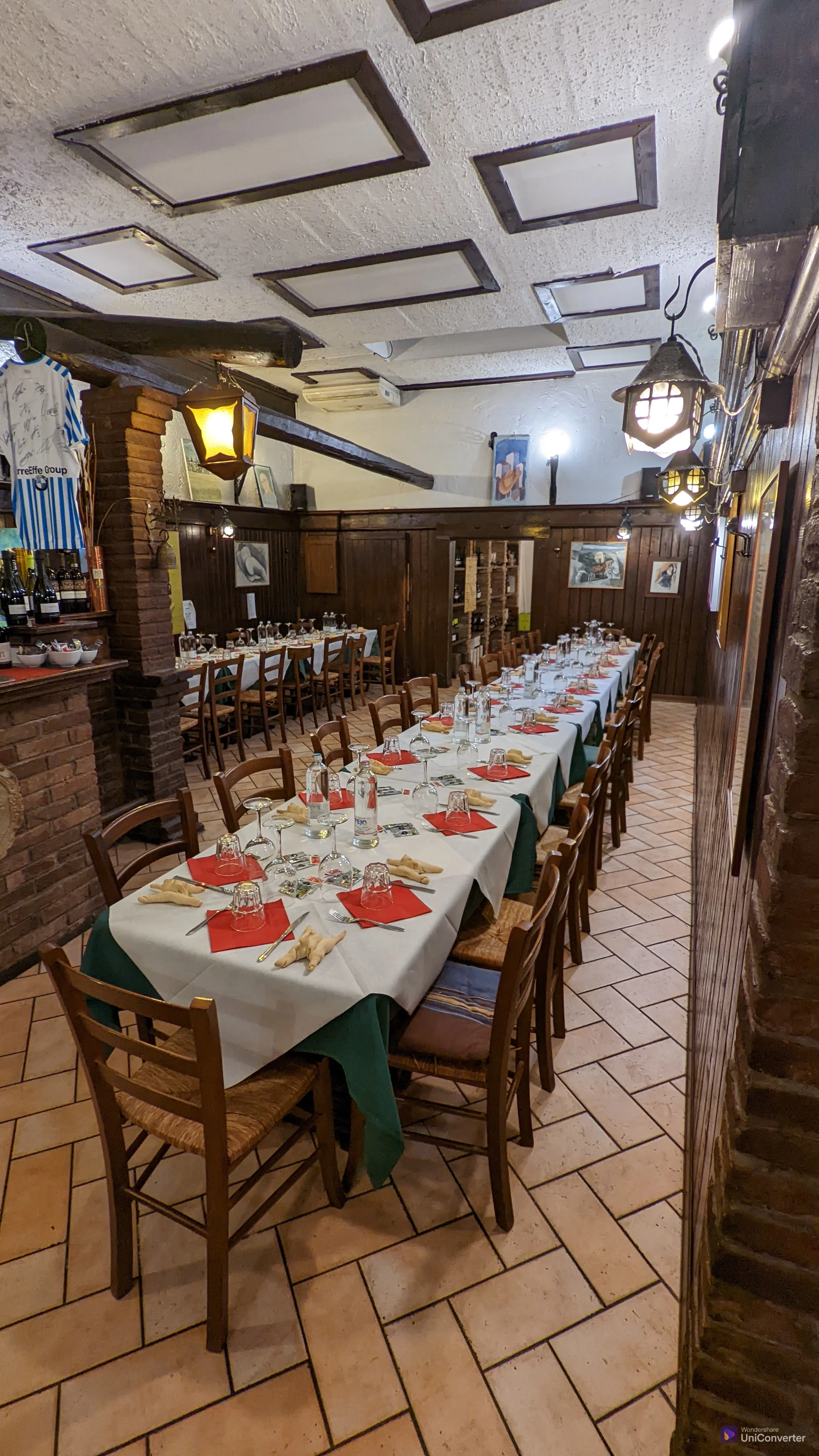 sala-osteria-della-campana.webp