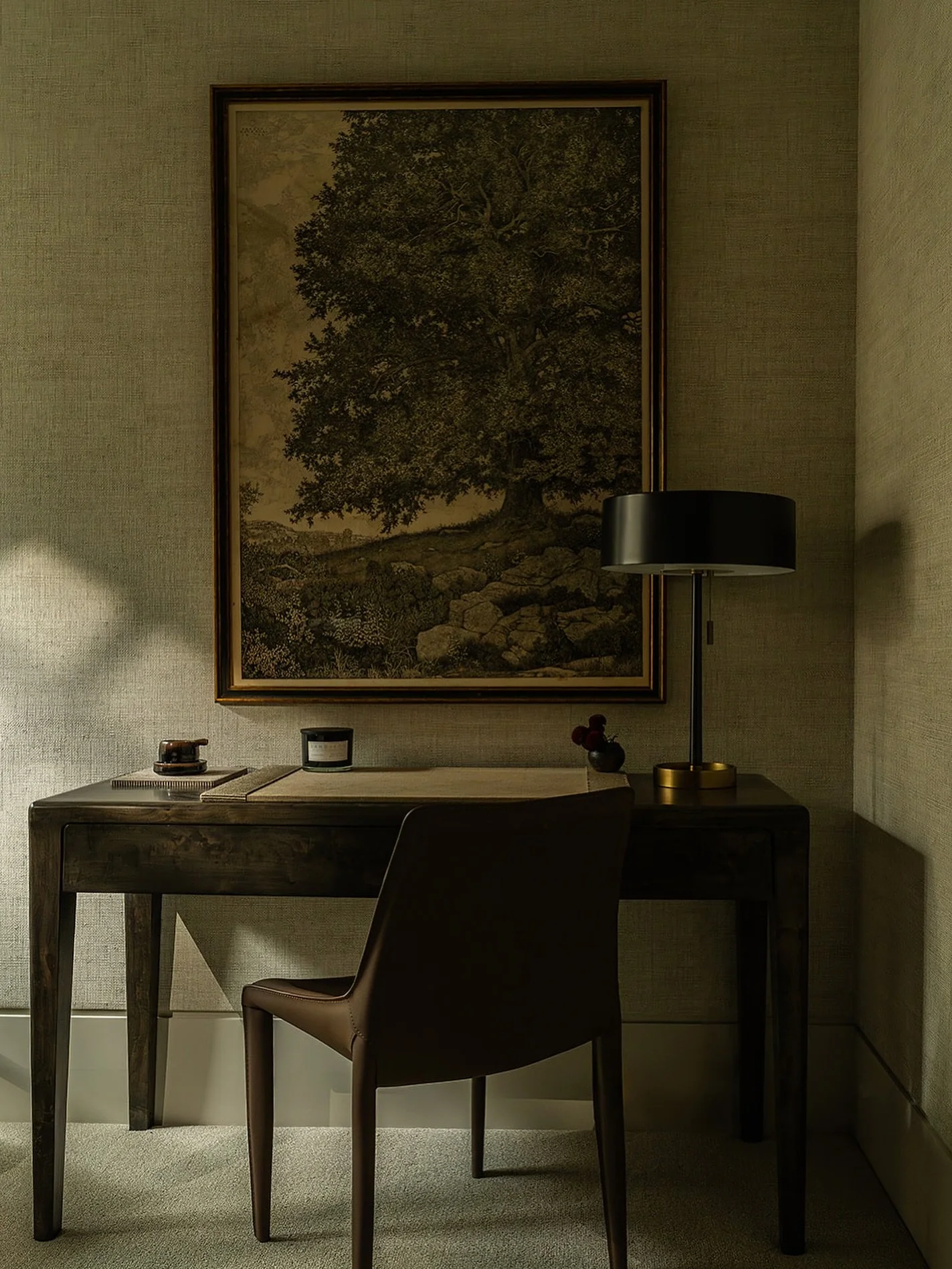 the calm little moody corner on a rainy day. 

Design: @doran.taylor.design 
Photo: @audiss_authentic