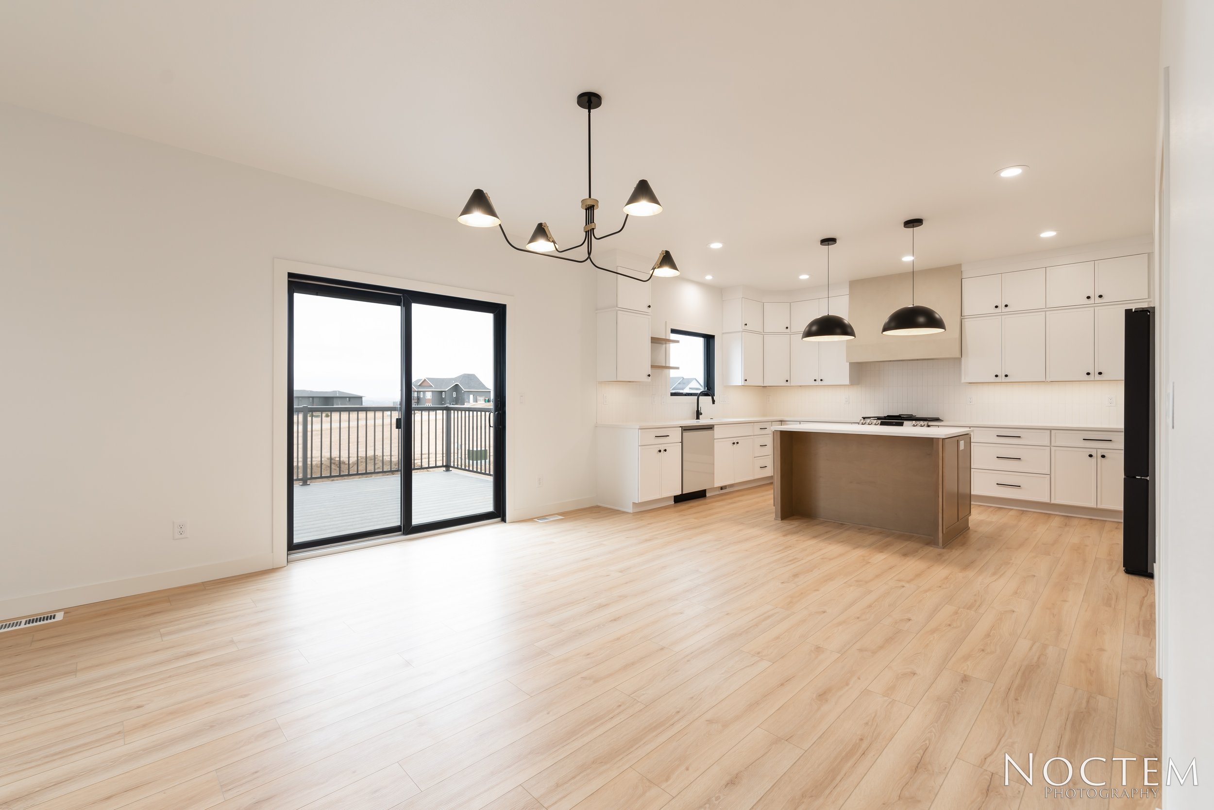 2017 Monarch Ave-11.jpg