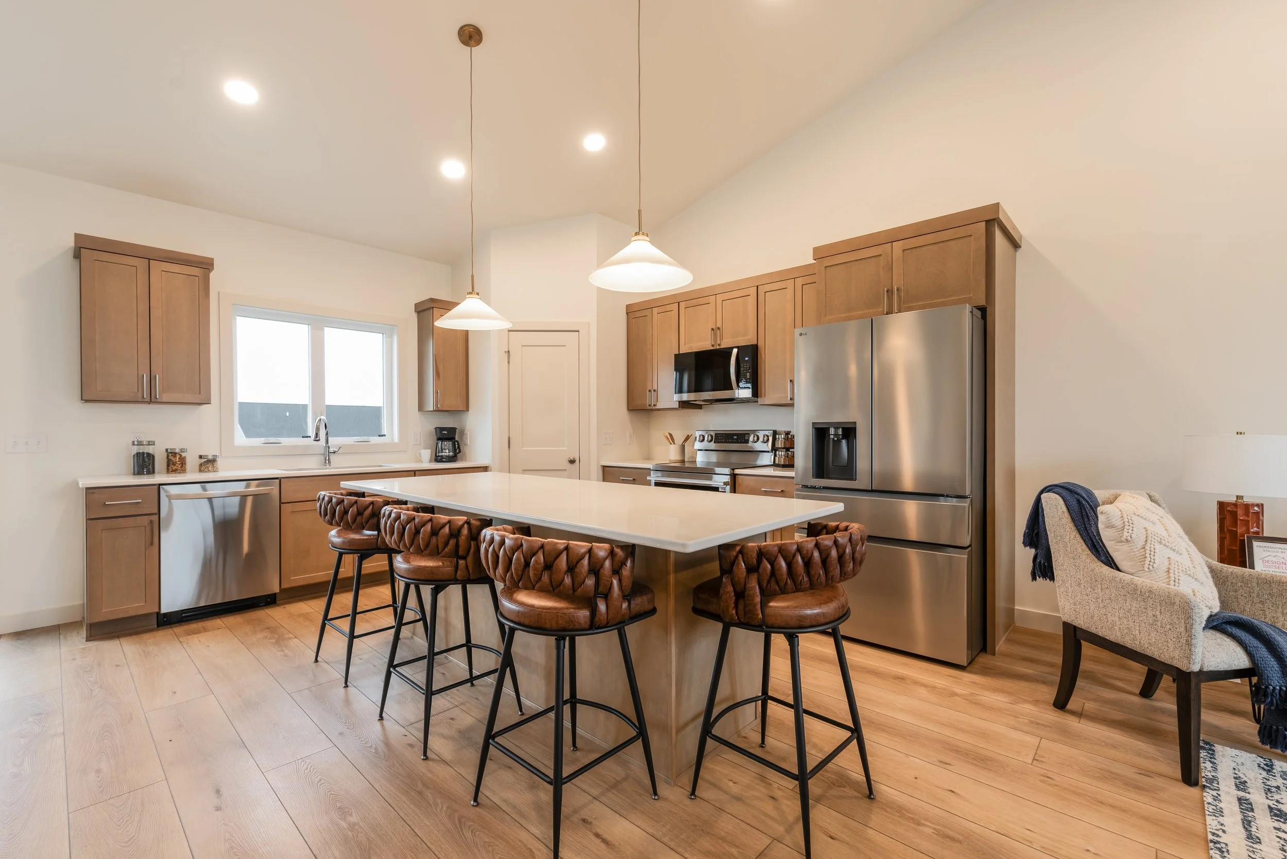 5315 Hendrickson Dr-8.jpg