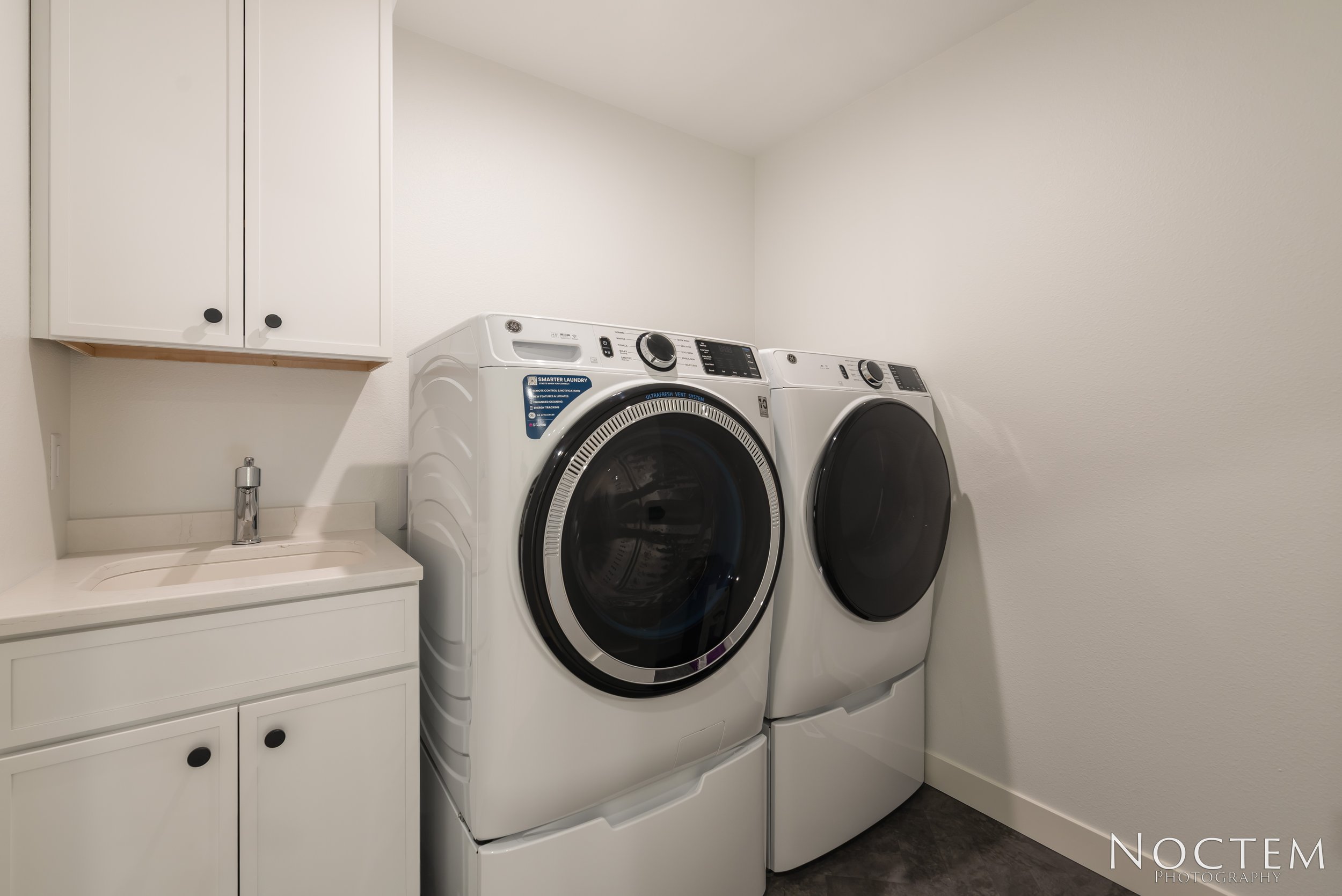 2017 Monarch Ave-29.jpg