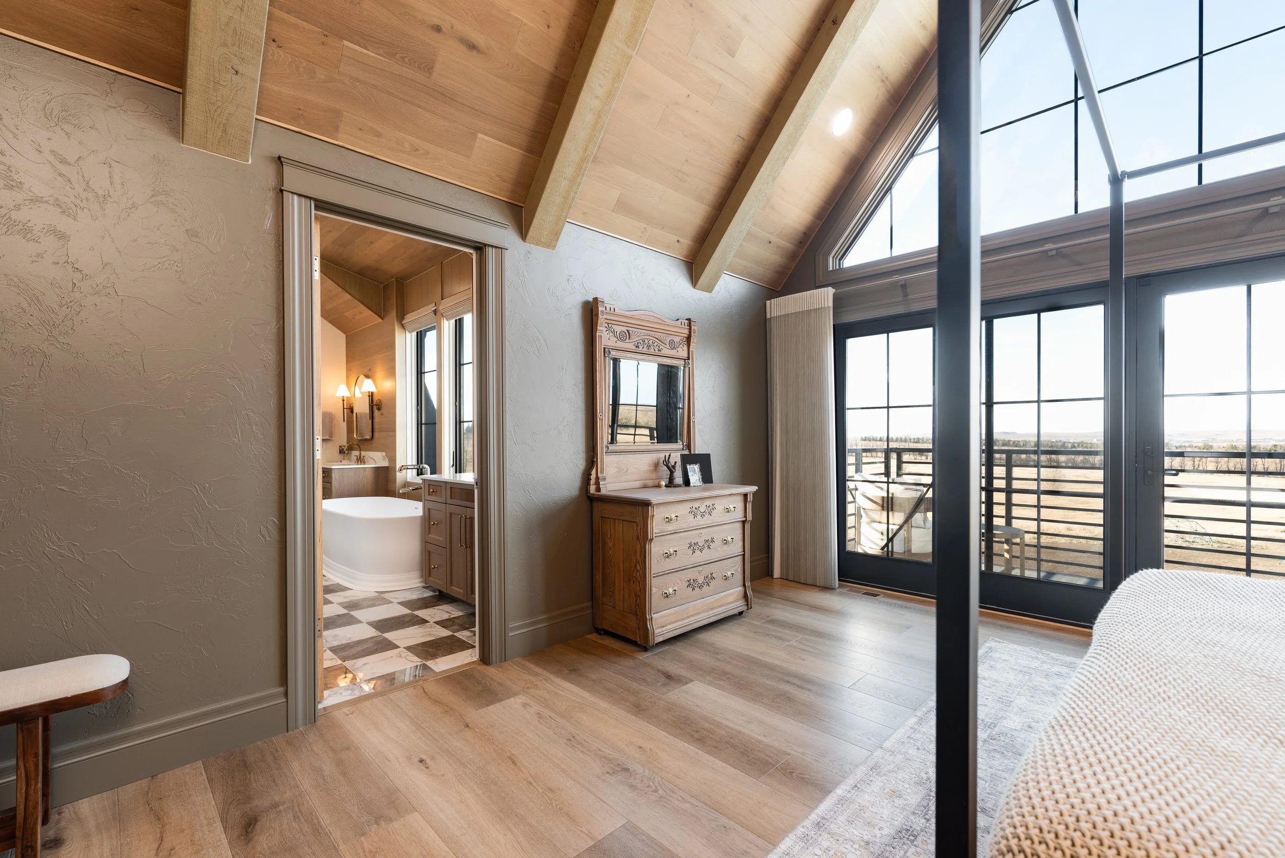 14328 41st St NE-40.jpg