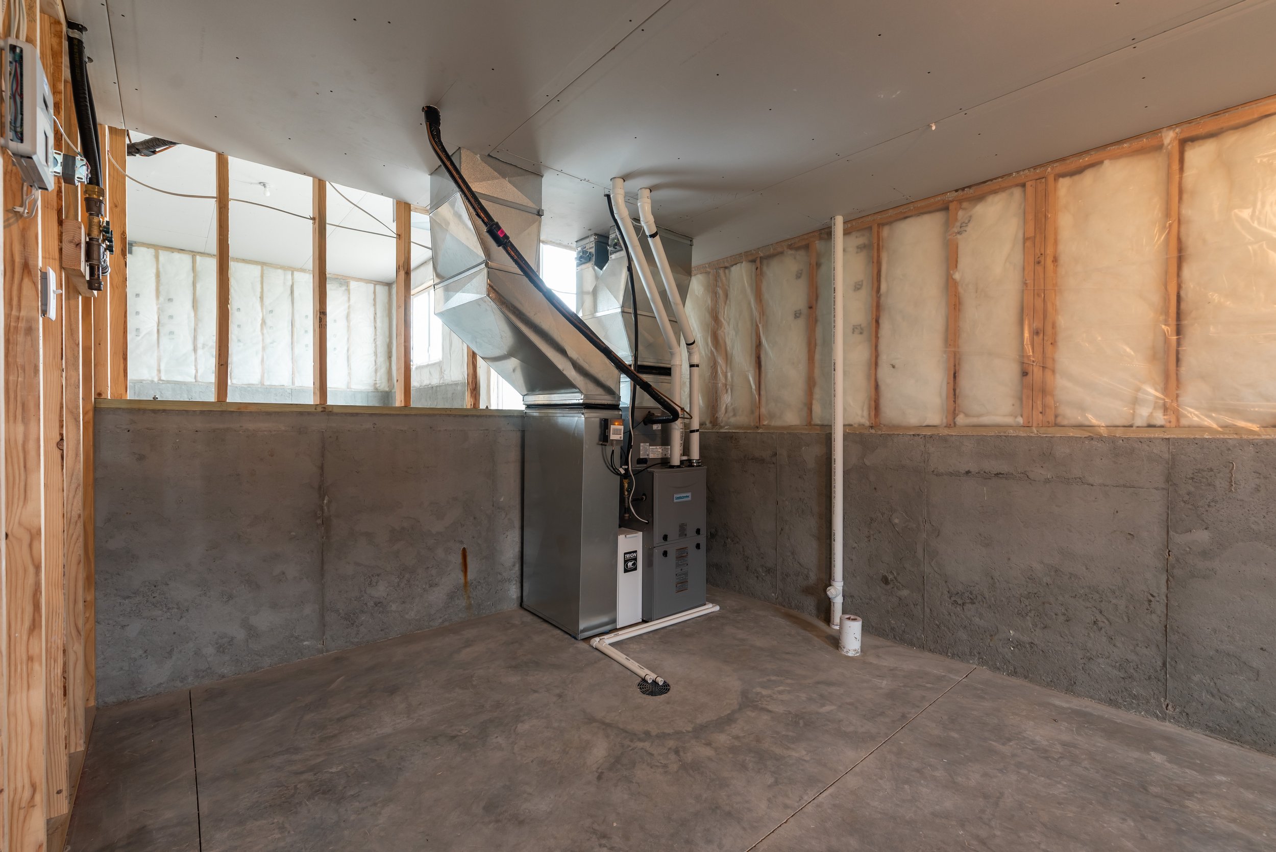 5315 Hendrickson Dr-29.jpg