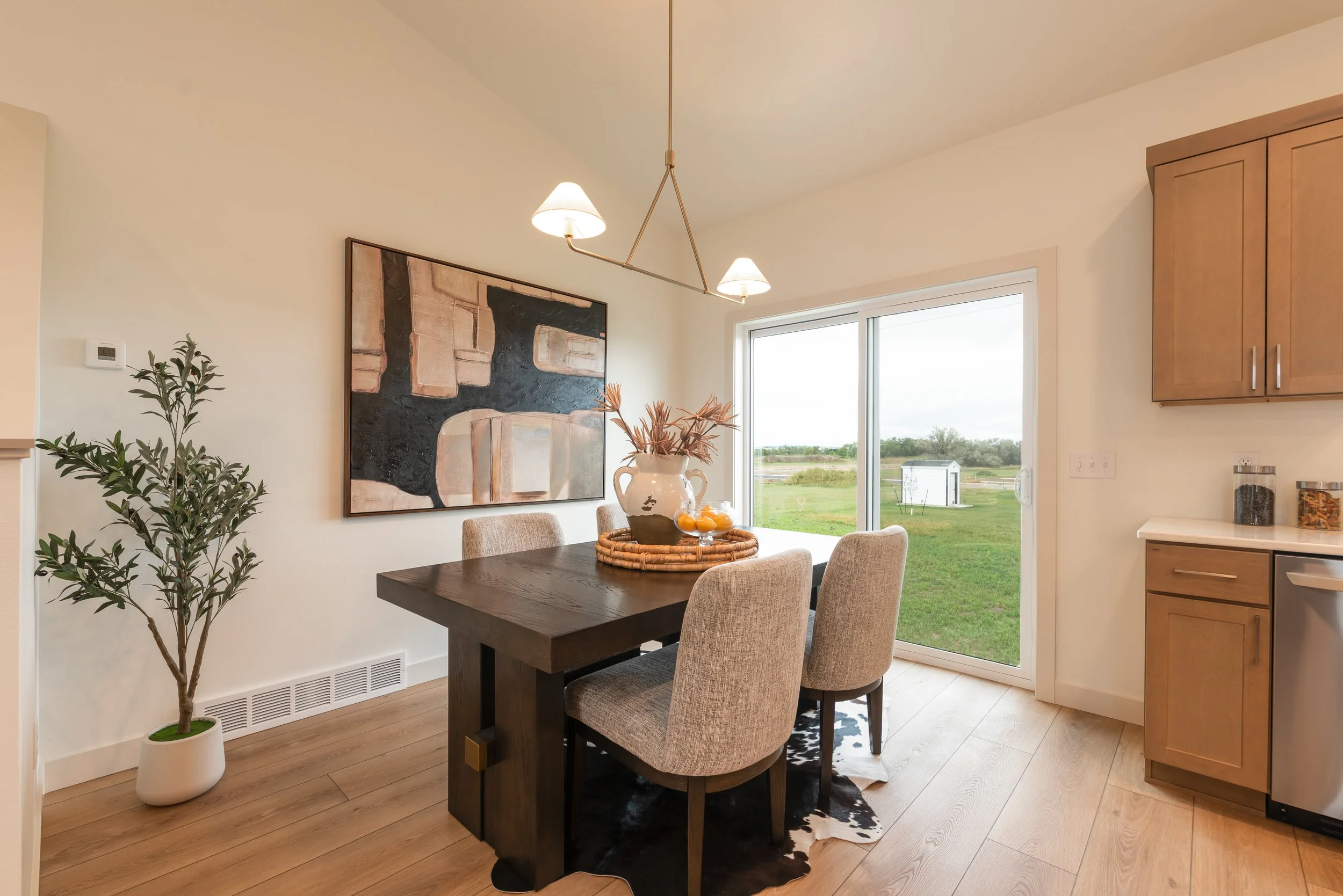 5315 Hendrickson Dr-15.jpg