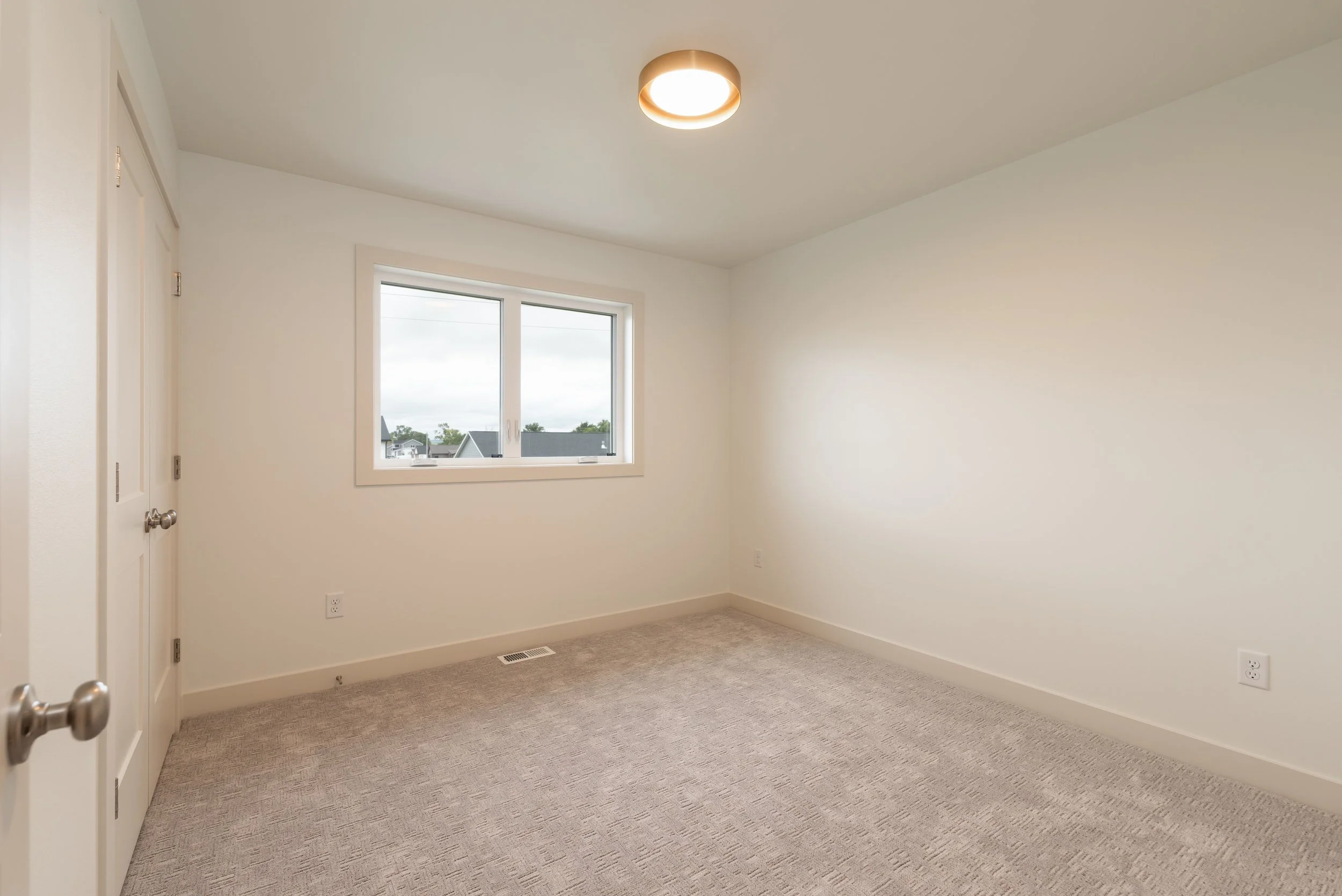 5315 Hendrickson Dr-22.jpg