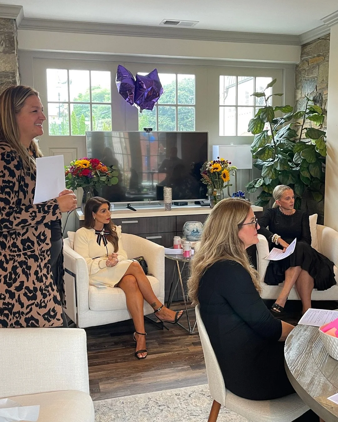 Swipe and share your favorite quote!

Last week we had our official grand opening of our new Atlantic Coast Mortgage Office in Leesburg.

As part of the itinerary, each Loan Officer shared a quote that they live by. 

Swipe through to get motivated, 