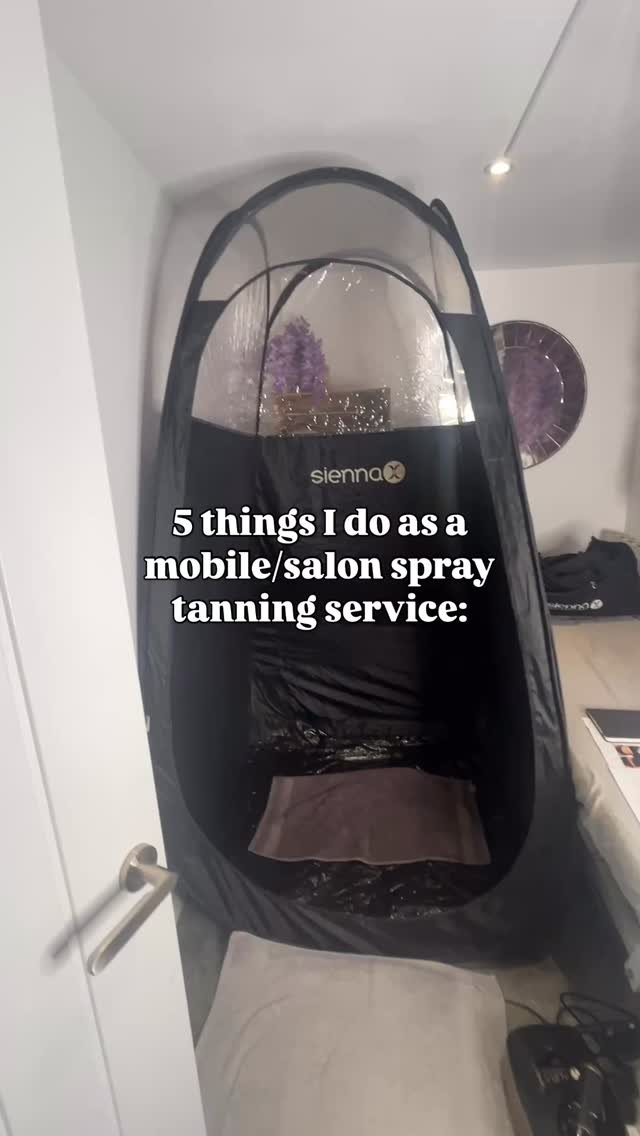 1️⃣- I customise to your requirements - we work together through the consultation to ensure we pick the right tan for you to result in the desired natural tan you’re looking for.
2️⃣- location - whether you want to come to the salon or make use