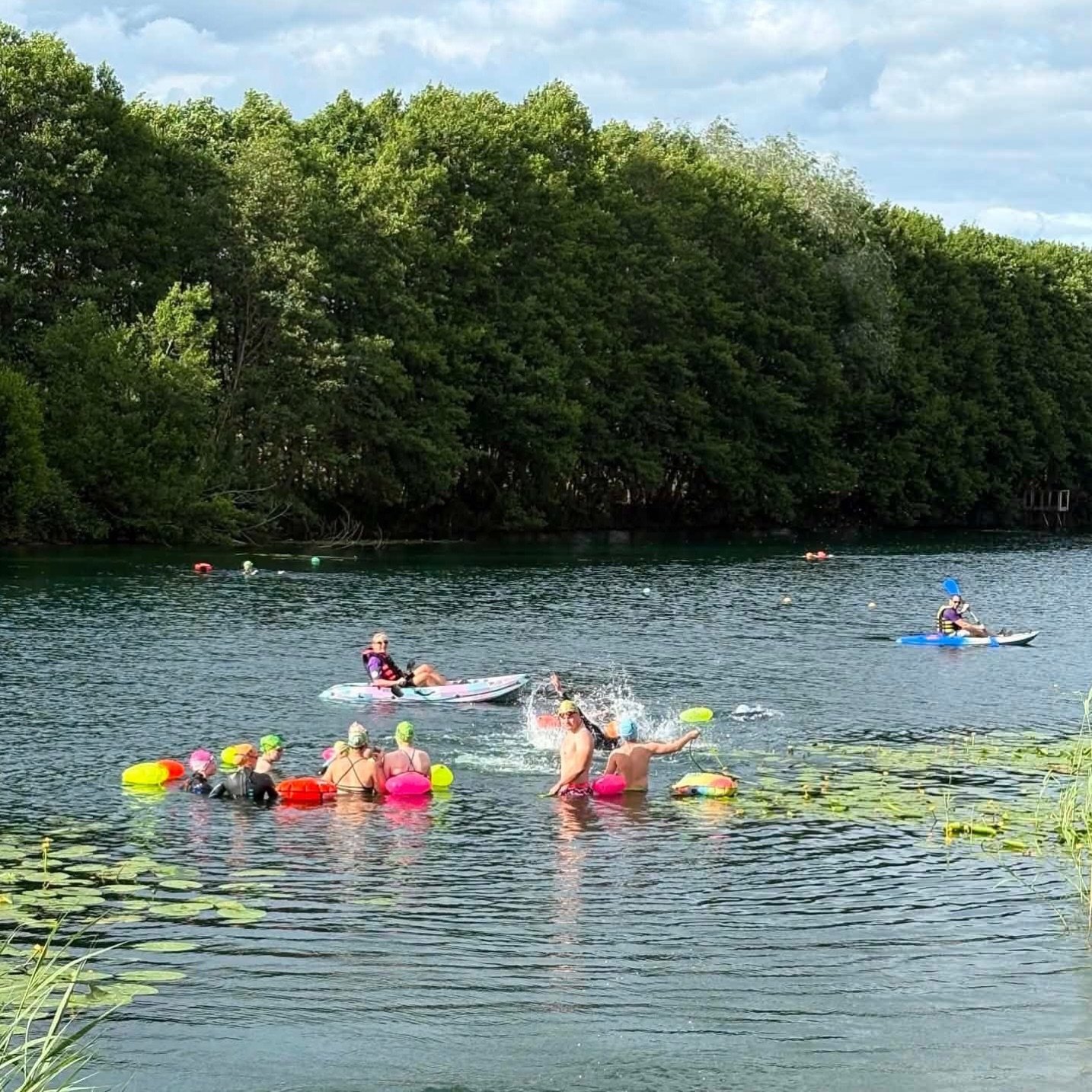 Today was our first club open water session at Pentney Lake for 2026.

The weather stayed fair and it was very well supported (including some of our lovely masters swimmers)

iIf you fancy having a go, you can still sign up 🏊🏻&zwj;♂️🏊🏻&zwj;♀️💜