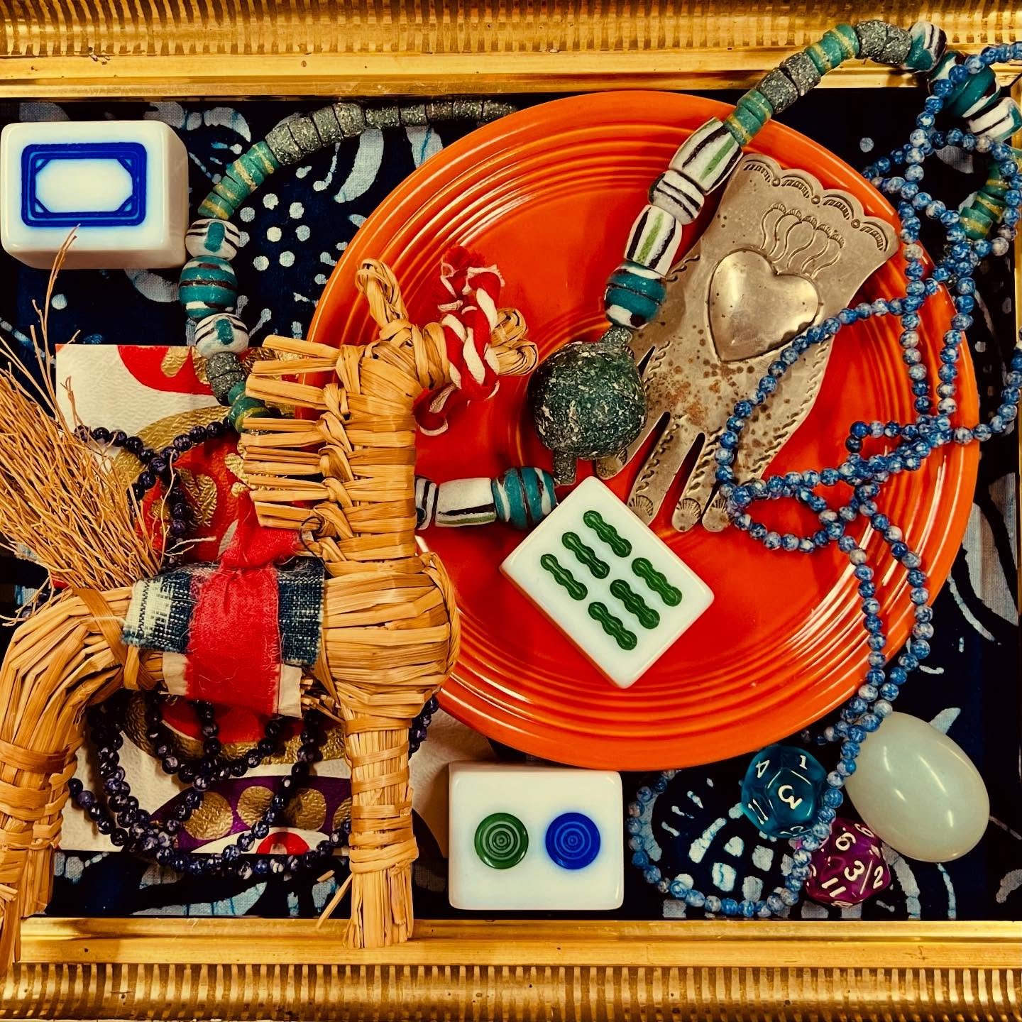 Let&rsquo;s roll the dice and see if you can spot these  treasures in the shop this weekend.

#antique #vintage #thrift #womanowned #dice