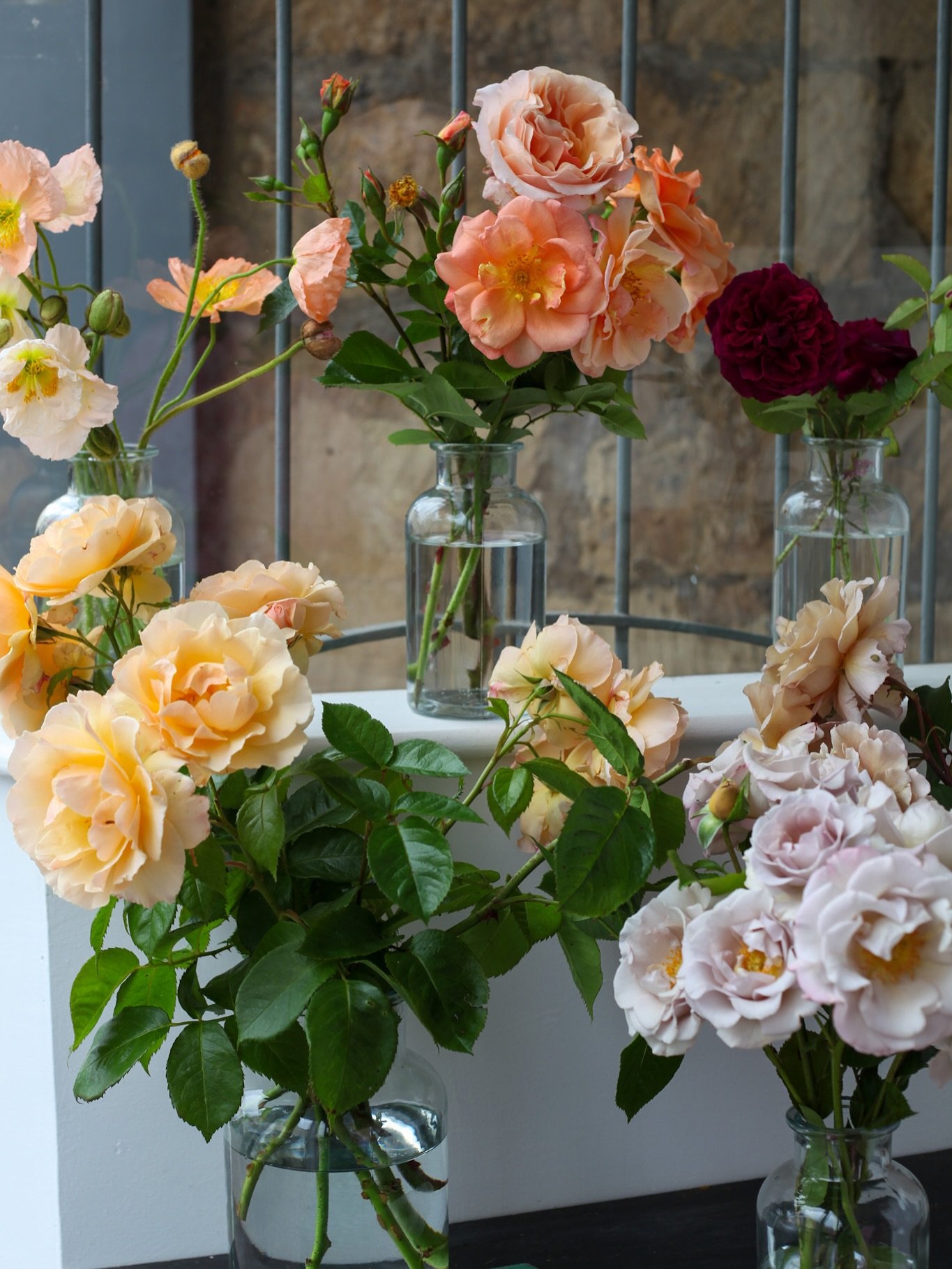 A day @thebathflowerschool for British Flowers Week, and what a day it was. I can&rsquo;t thank Verity and Saffy enough for the warm welcome and the beautiful space they&rsquo;ve created.

We were totally spoiled&mdash;with a brilliant selection of l
