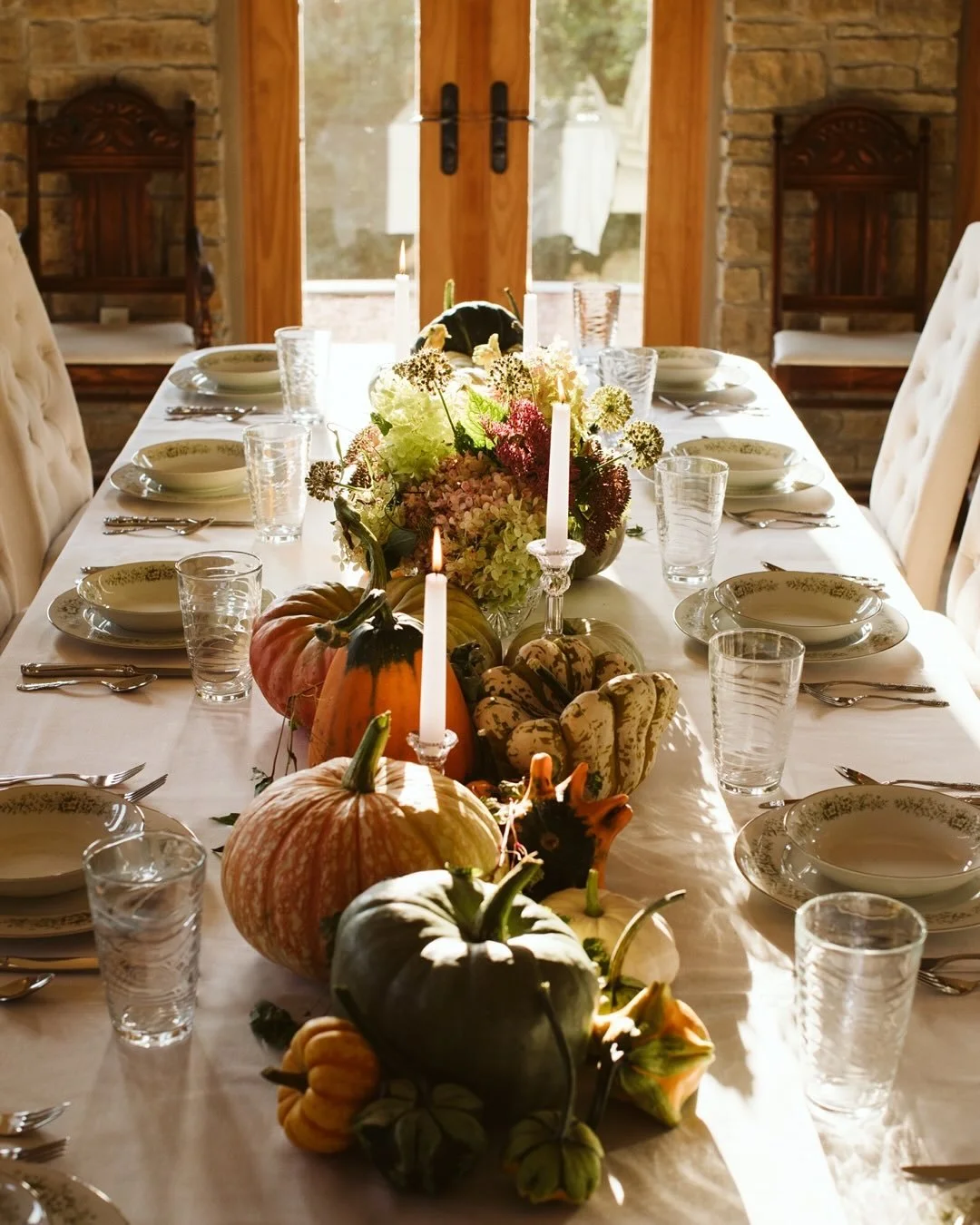 Fall vibes have officially landed at the farm! This week we hosted a private pasta class and dinner for 10 guests, and let&rsquo;s just say&hellip; we&rsquo;re obsessed with how this autumn tablescape turned out. 🍂

Huge shoutout to Bergmann &amp; D