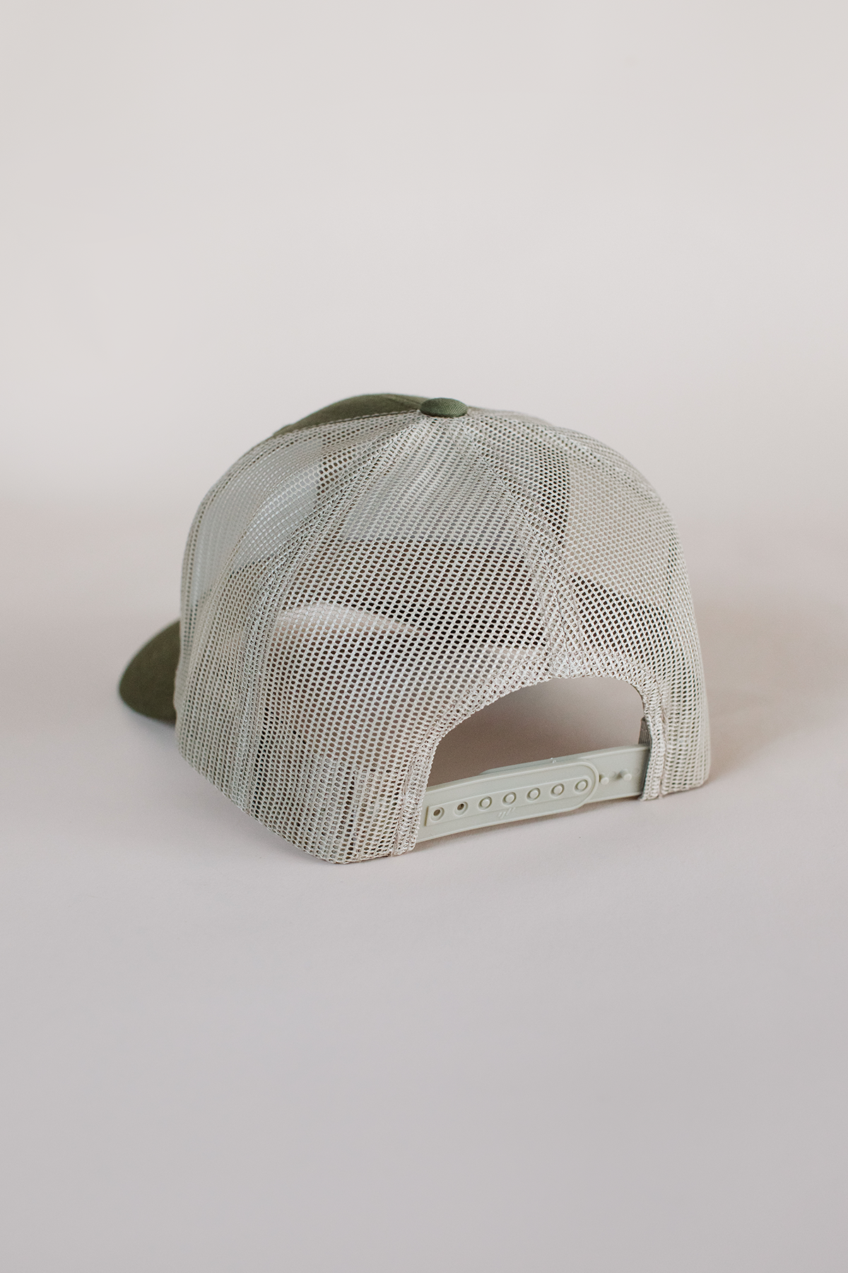 Oakridge_Green_Hat_Back.png