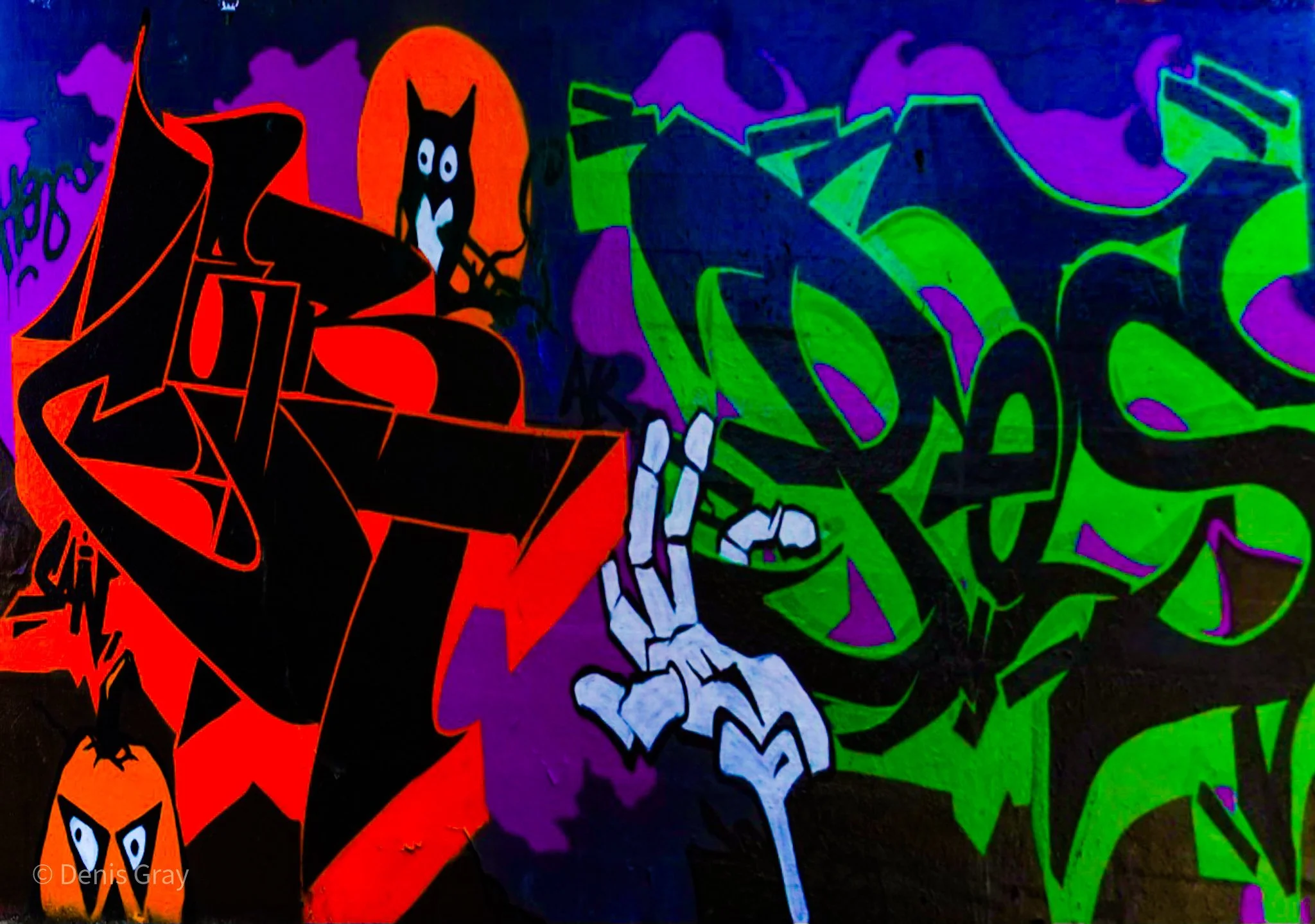 Vale of Avoca Bridge over the Yellow Creek, Graffiti Art
