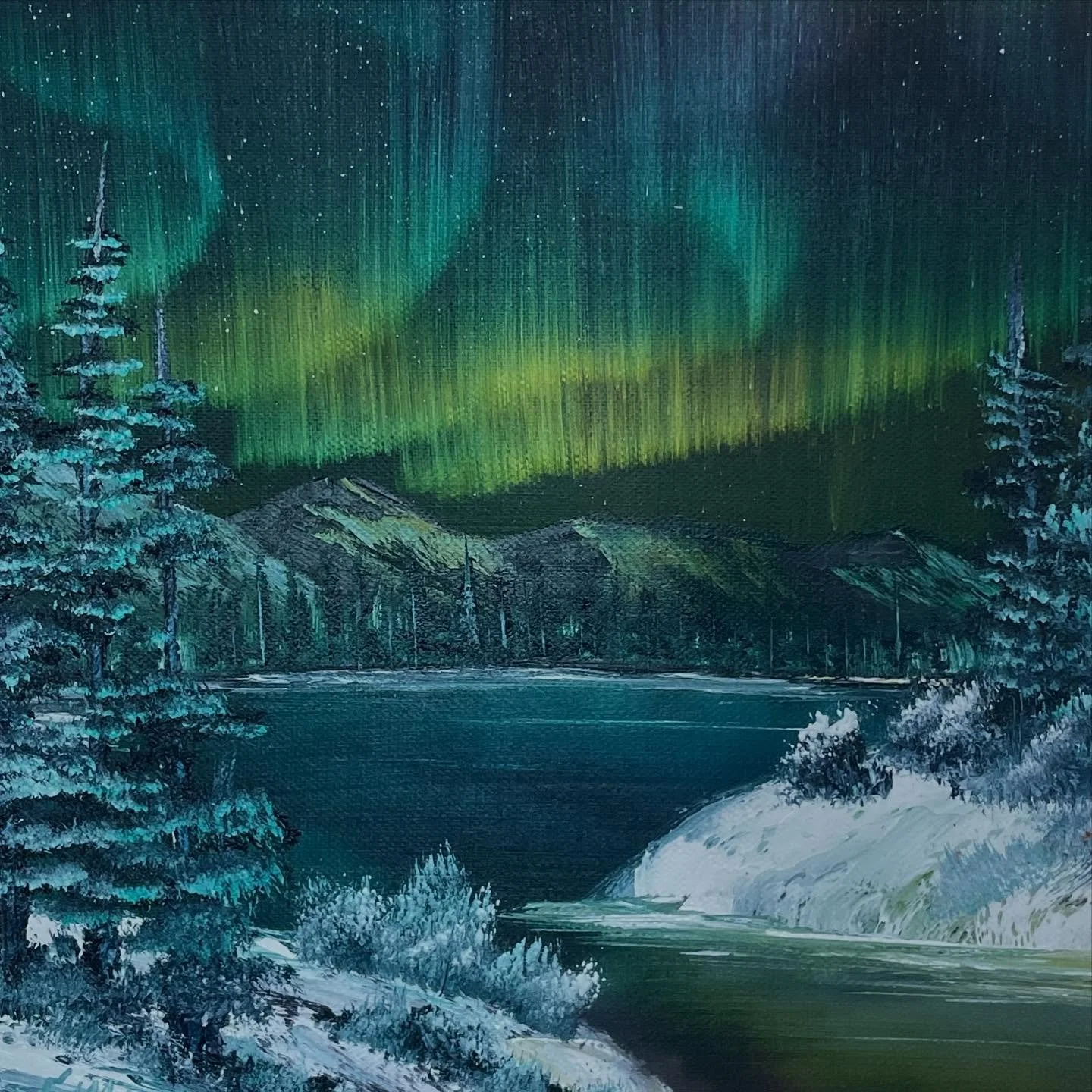 OBRA #102
The Silent Glow
12”X12”
Oil on Black Canvas
A striking oil painting that contrasts a peaceful, snow-blanketed
forest with the magnificent and silent glow of the aurora,
illuminating the night sky in brilliant shades of green an