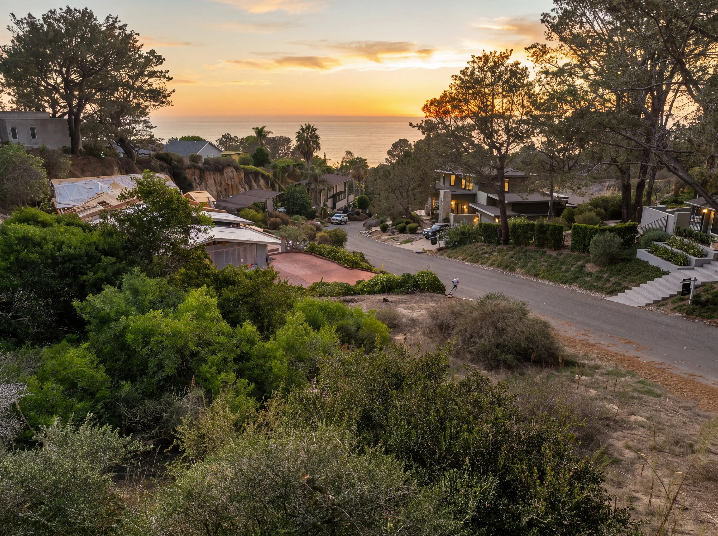 Del Mar Lot Street View Ai-Twilight.jpg