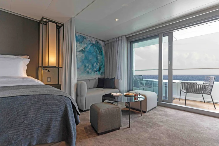Grand Deluxe Verandah Suite · Scenic Eclipse