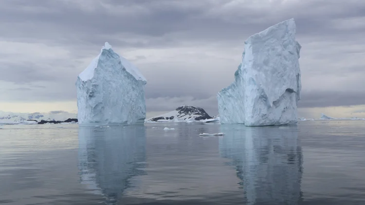Antarctica — first landing