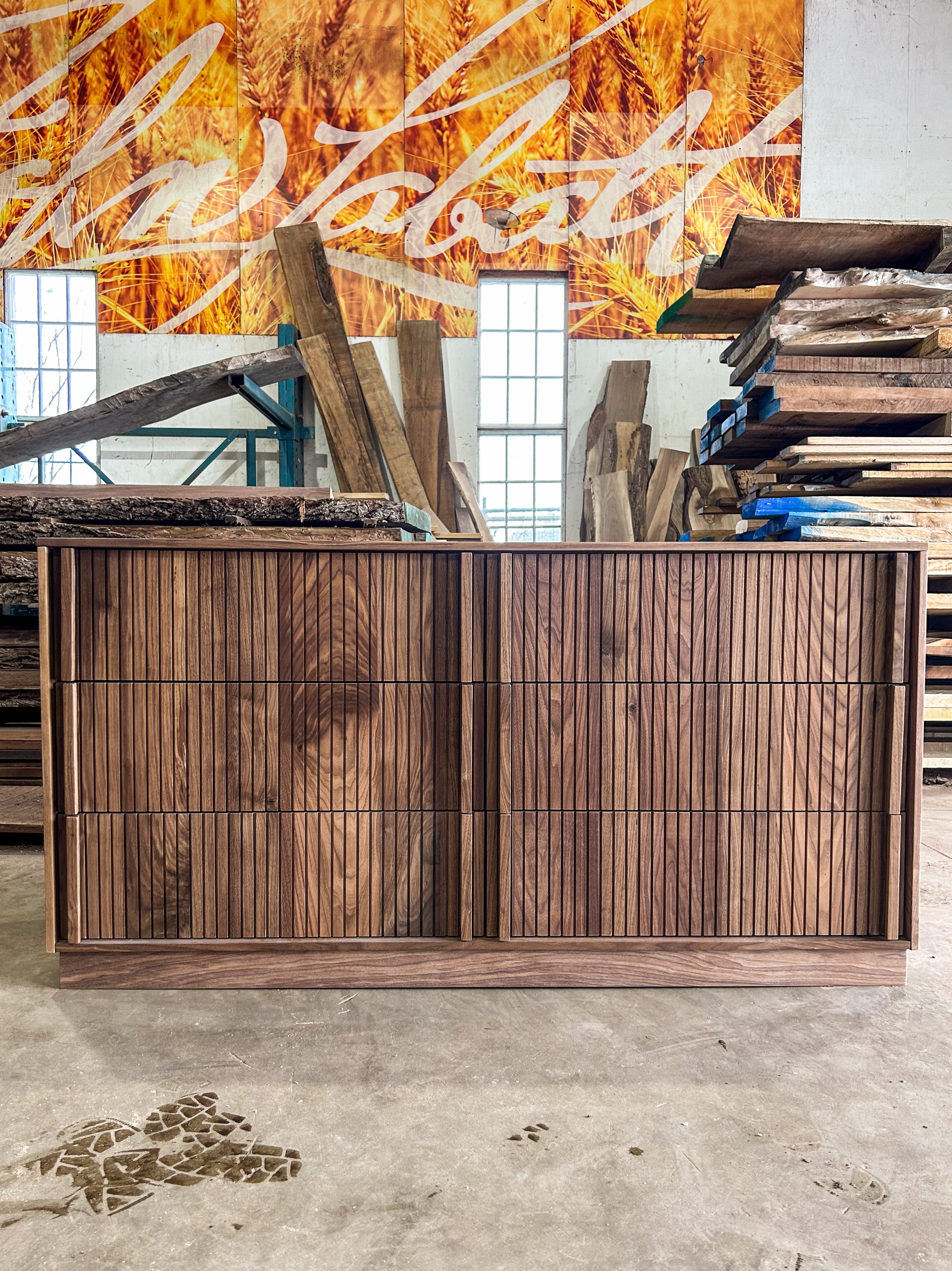 workers wood e-16.jpg