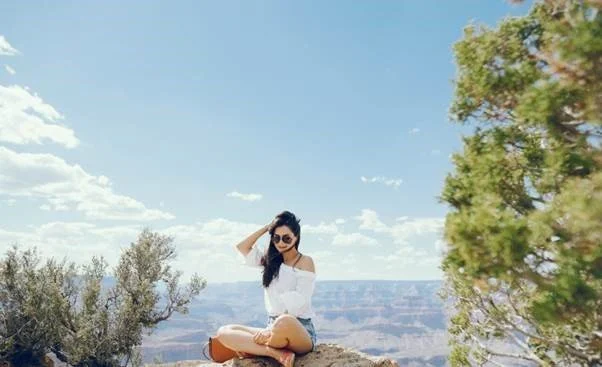 Best Time WomeSummer: Beautiful Landscapes with Practical Limitationsn's Retreat Sedona