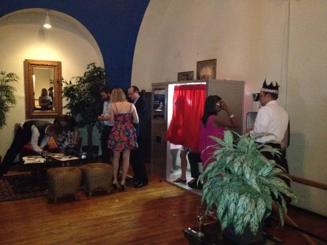 new york blending in with another hip venue! vintage photo booth