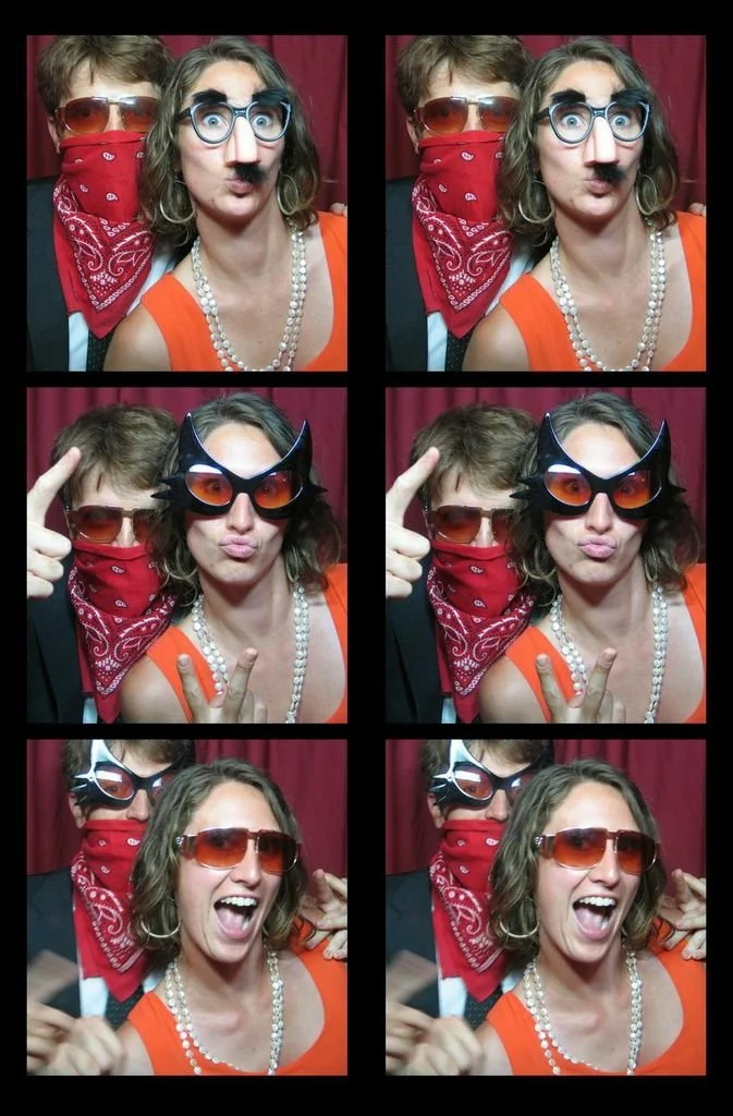 new york in disguise… classic booth props