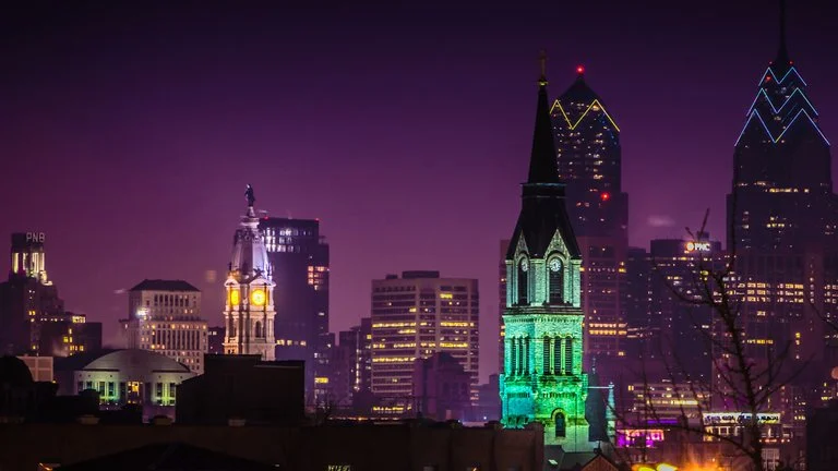 philadelphia photobooth planet is coming to philly! nighttime philadelphia skyline