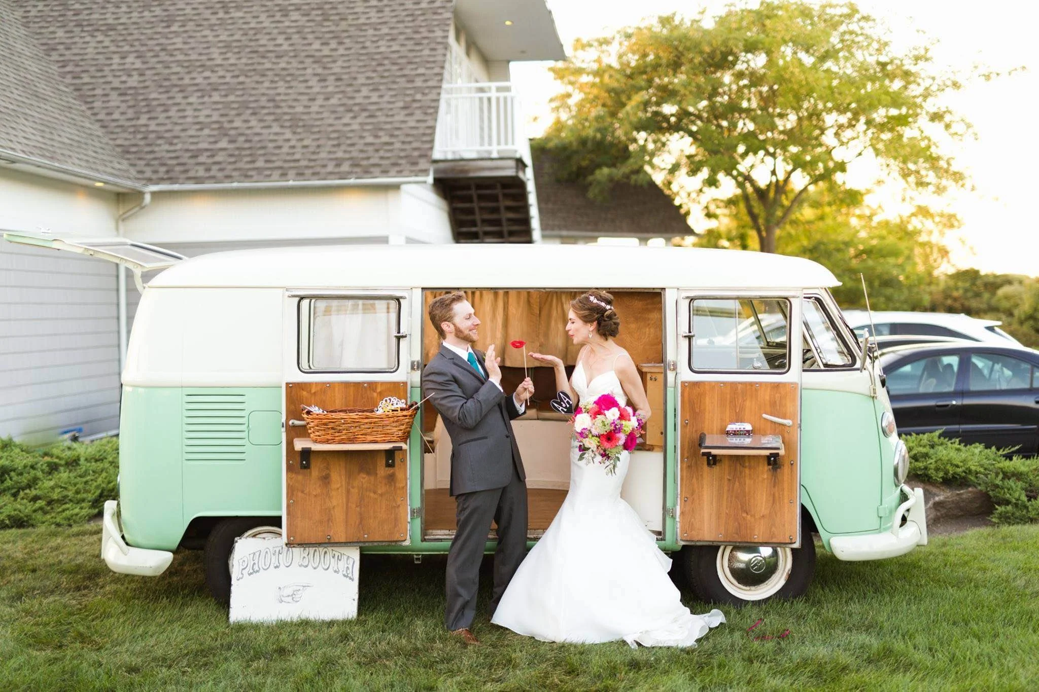 connecticut chloe the photobus at guilford yacht club photo bus wedding photo