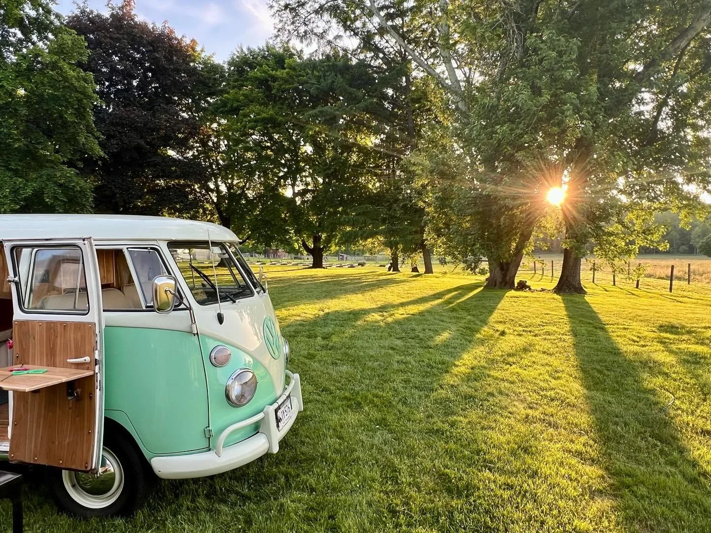 Chloe in Litchfield County.
#vwphotobooth #vwphotoboothbus