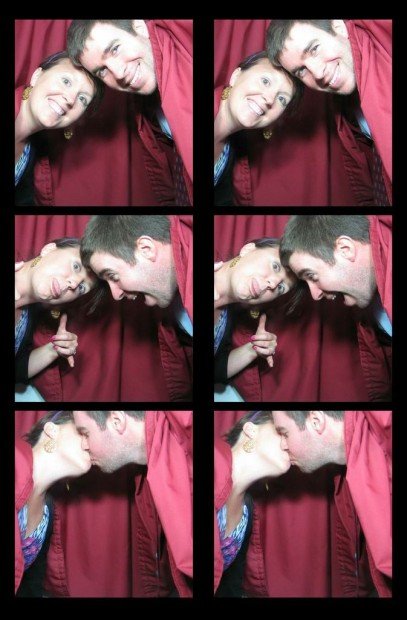 Love birds swinging!