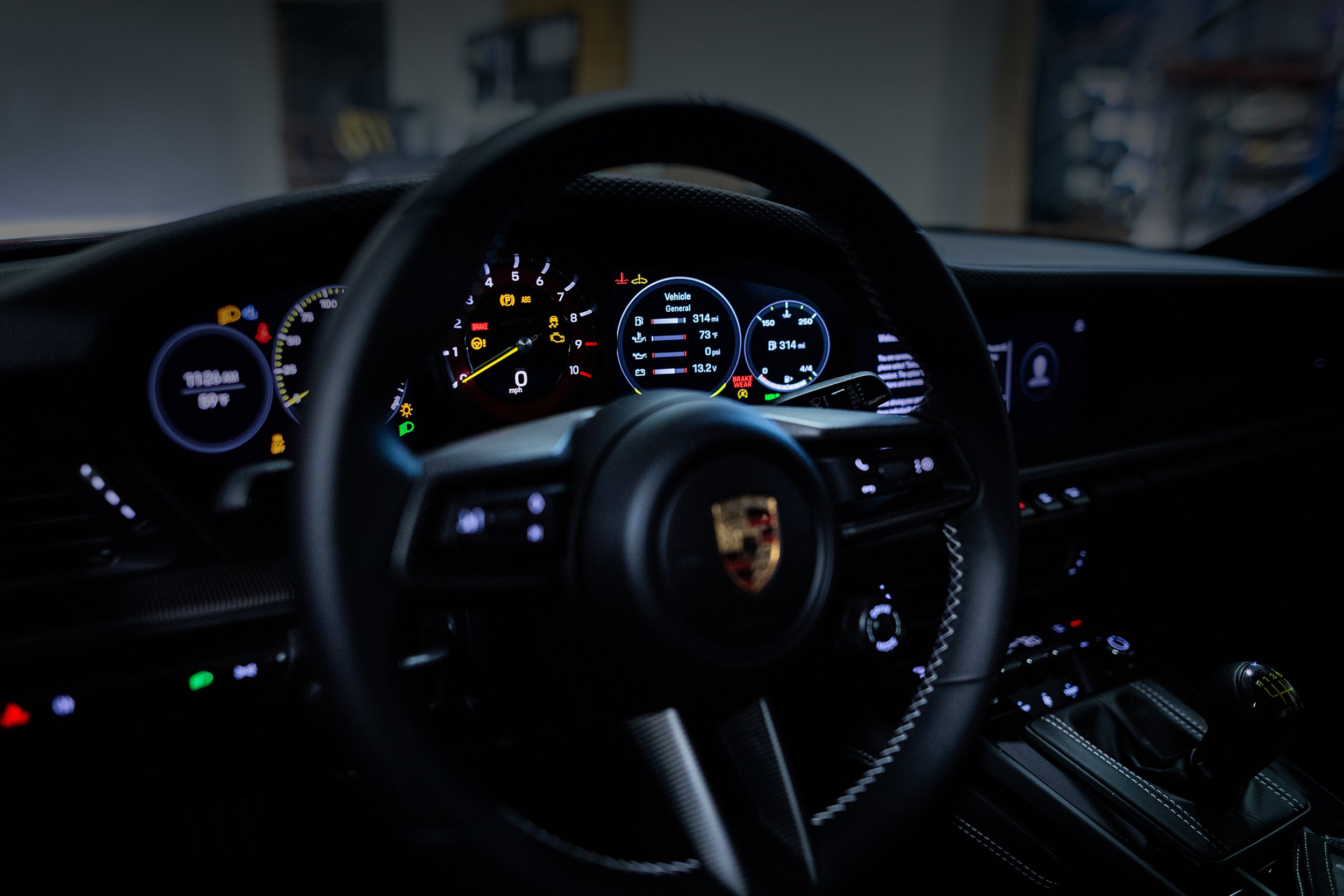 porsche-911-gt3-interior-01.jpg