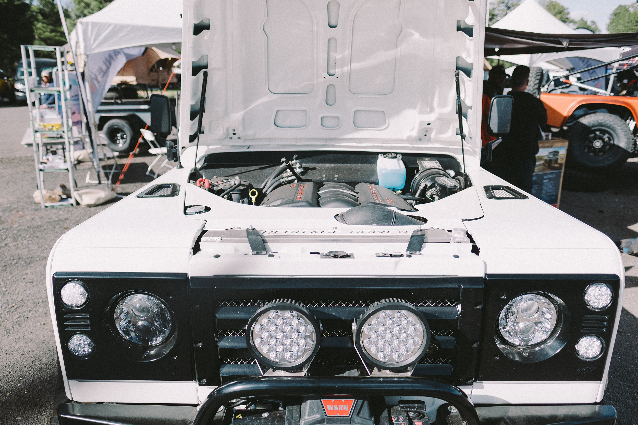 land-rover-defender-engine.png