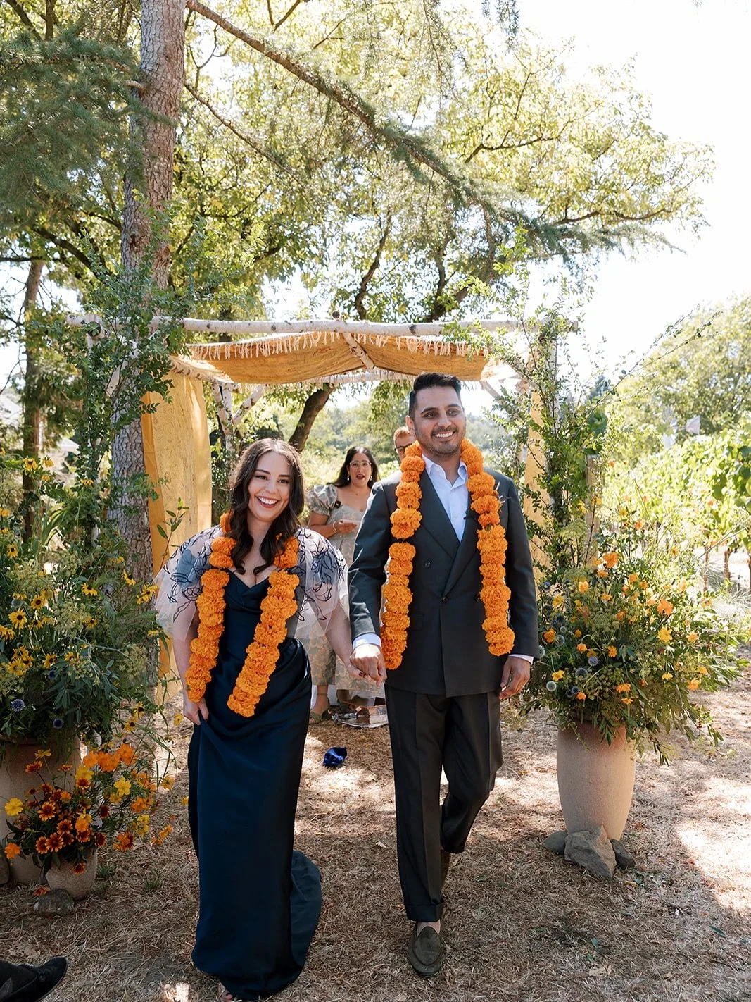 Looking back on a really sweet year, full of so many smiles and so many sweet couples. This was just one of many💕

Vendor team: 
Planner: @carlysaberevents &amp; @daniellewithcarlysaberevents
Photographer: @noblephotoco
Florist: @gatherandkin
Entert