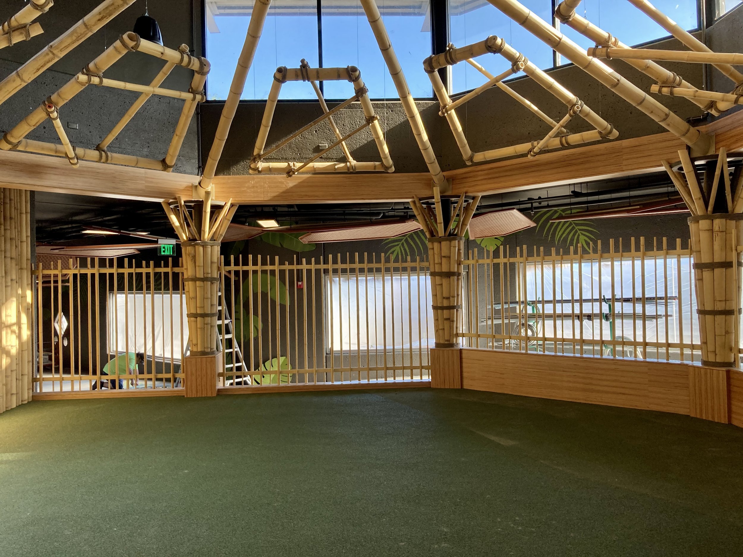 Gorilla Enclosure Installation at the Henry Doorly Zoo by Custom Artisan Finishes in Omaha, Nebraska